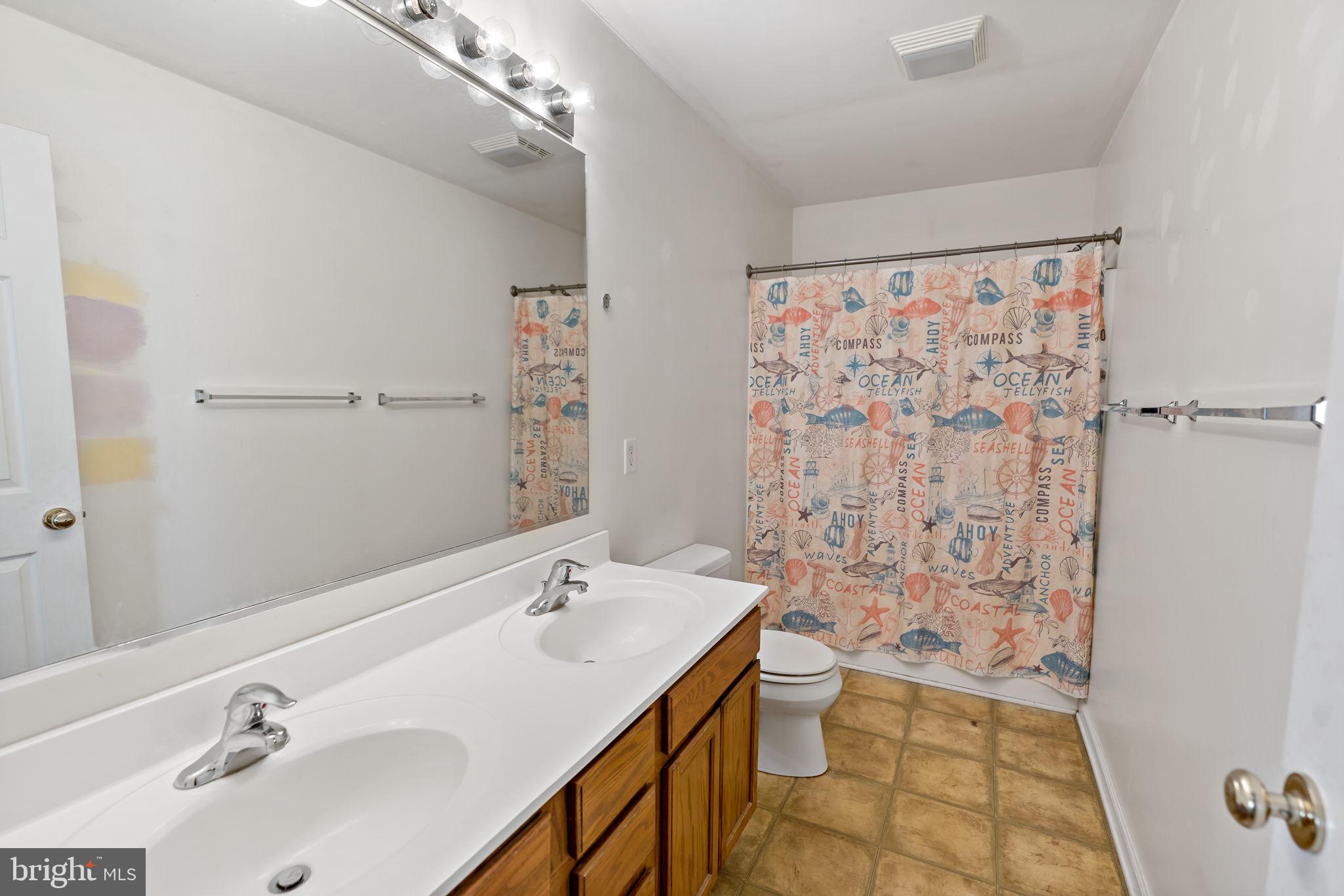 CRESTFIELD - Residential