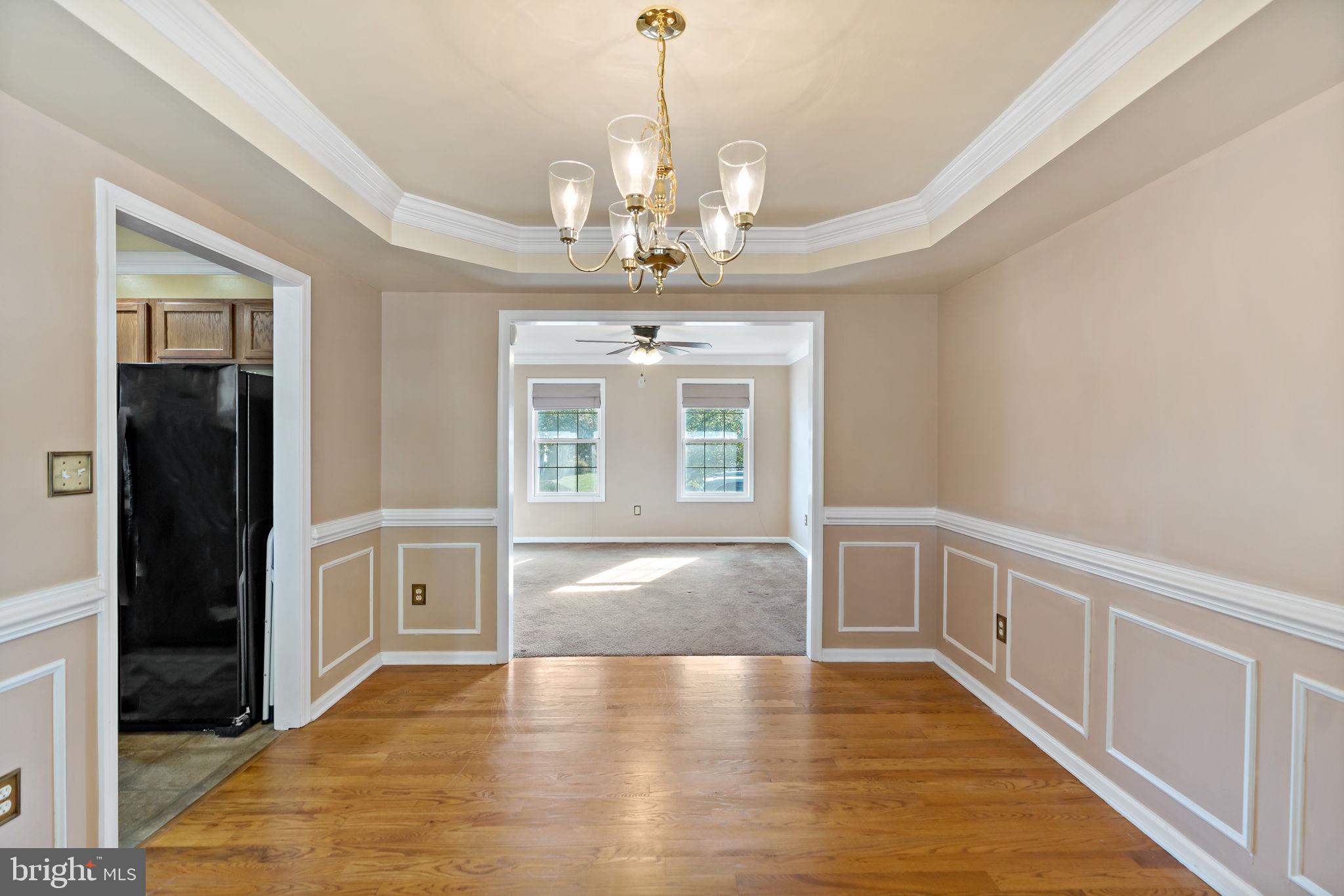 CRESTFIELD - Residential