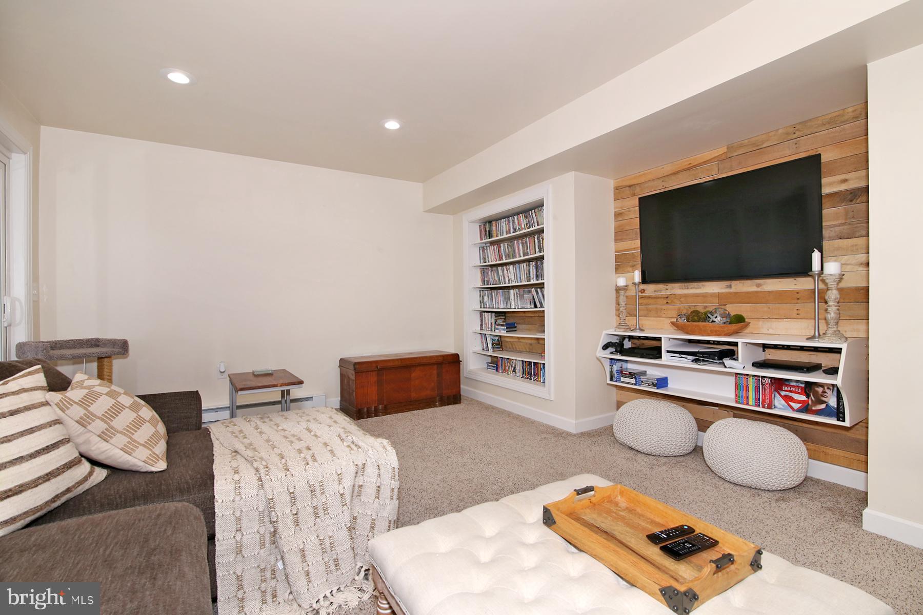 WOODCREST HEIGHTS - Residential