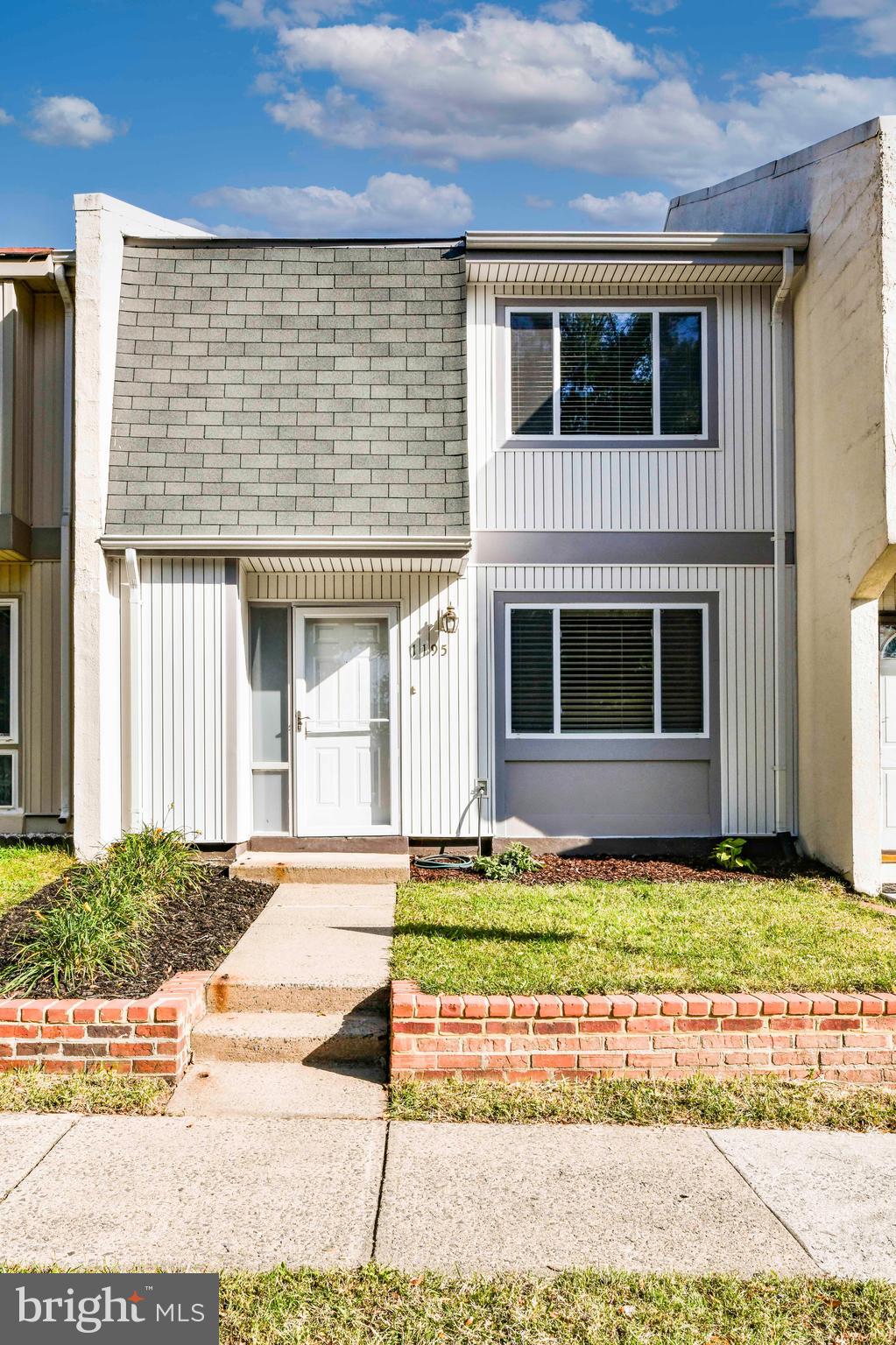 TRALEE - Residential Lease