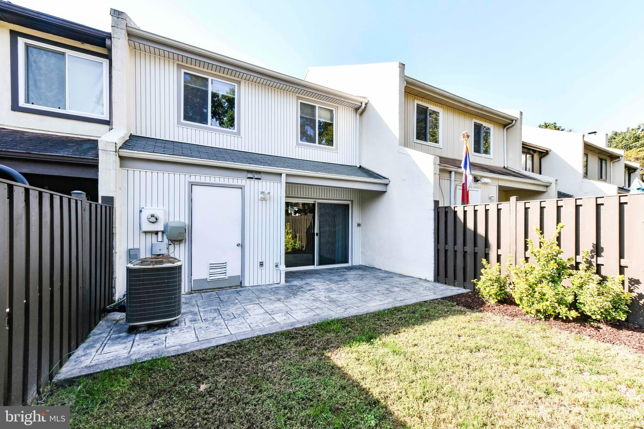 TRALEE - Residential Lease