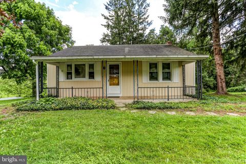 175 DELLVILLE ROAD DUNCANNON PA 17020