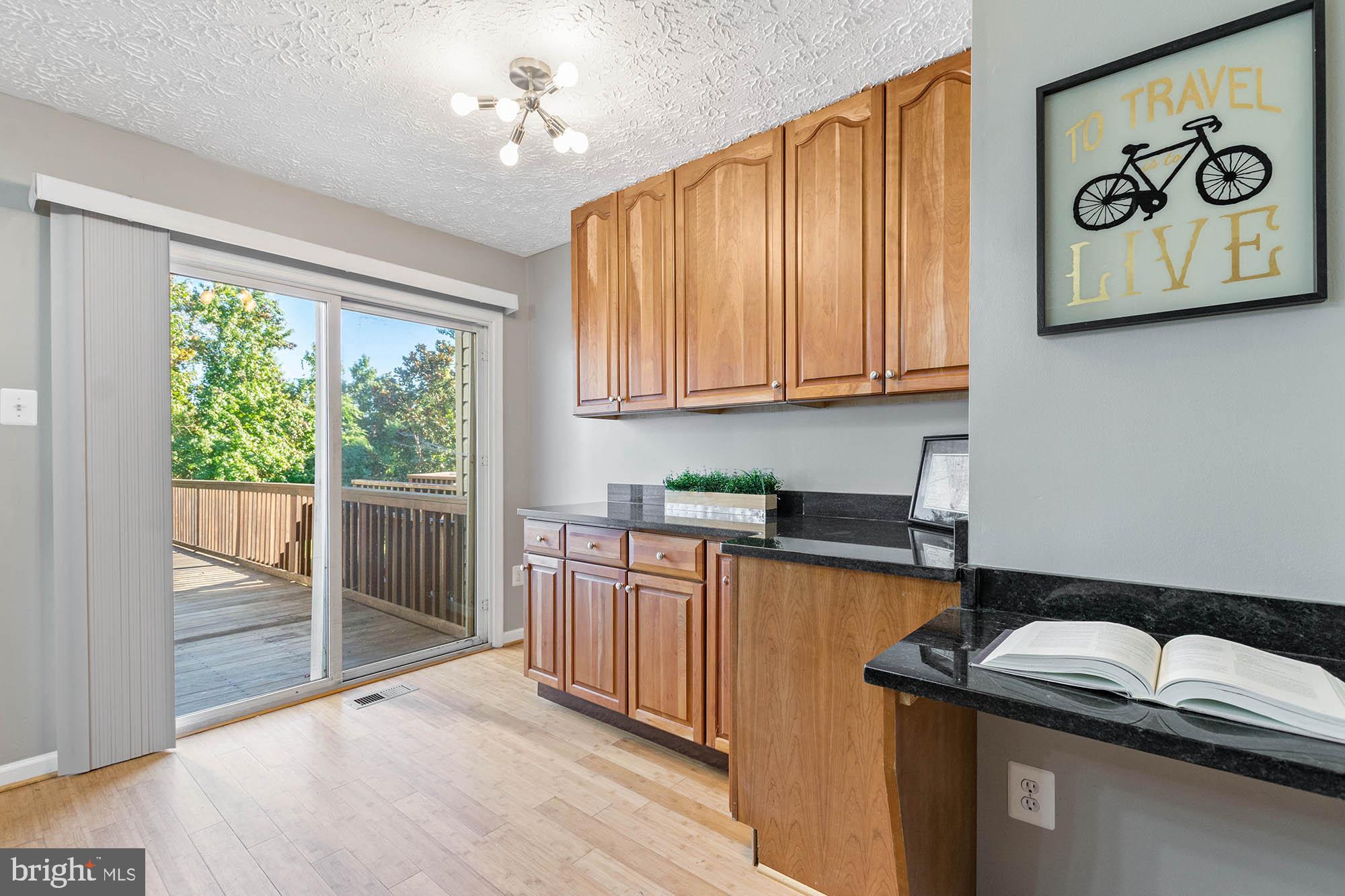 EATON SQUARE - Residential