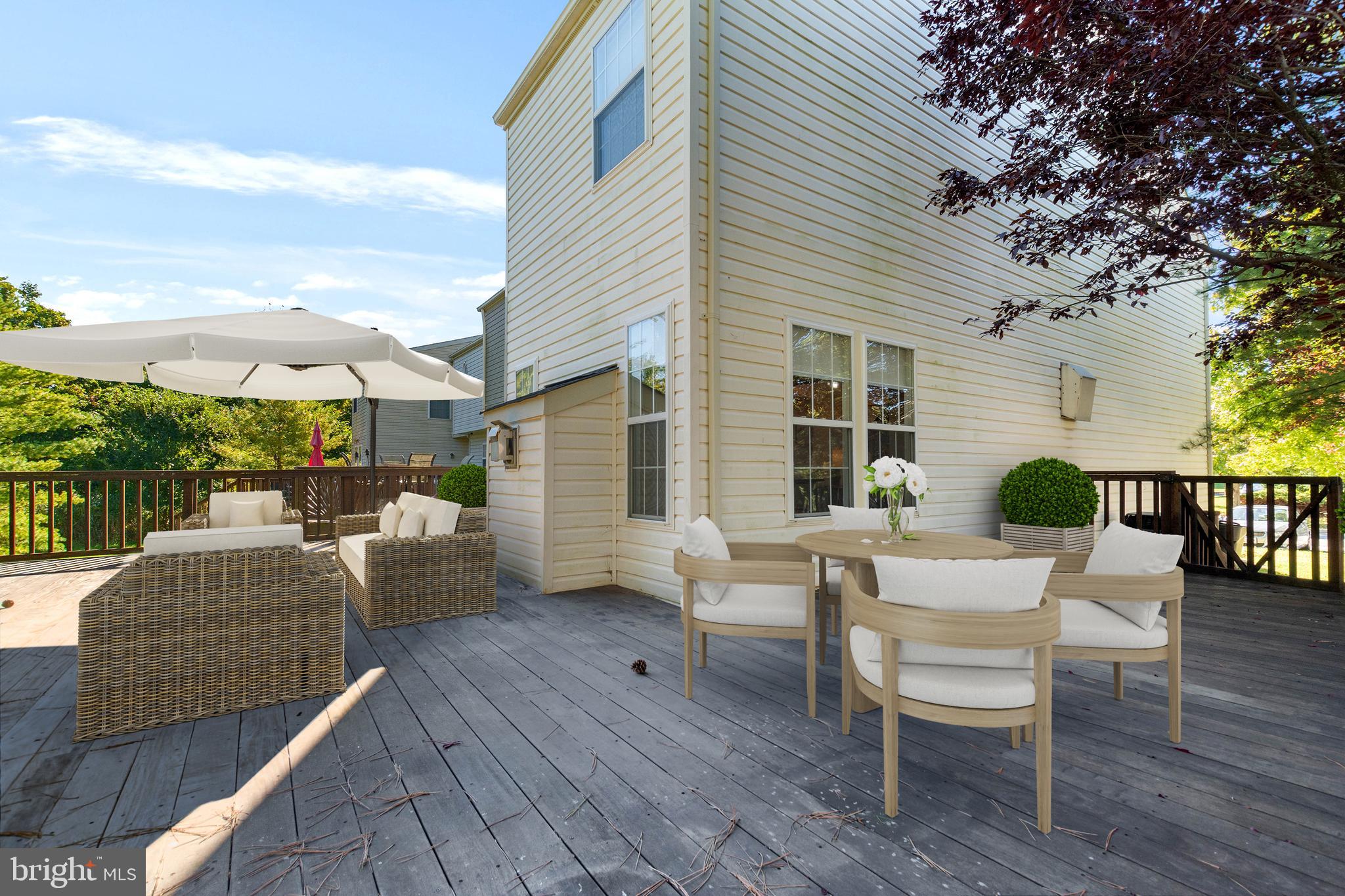 EATON SQUARE - Residential