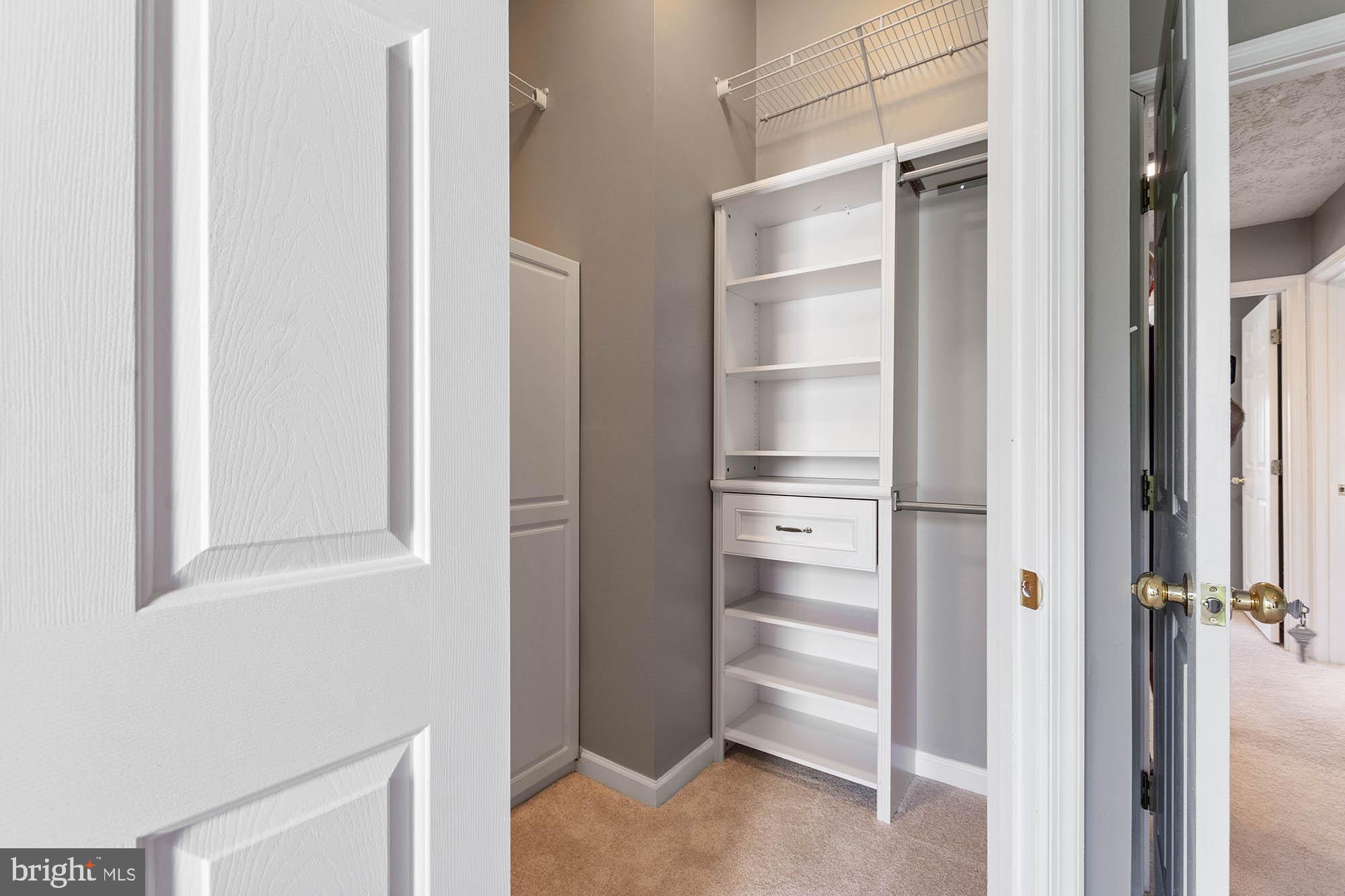 EATON SQUARE - Residential