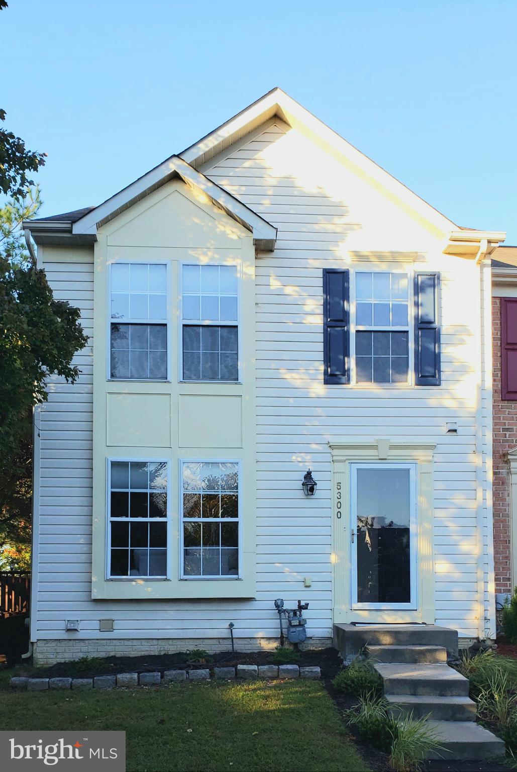 EATON SQUARE - Residential