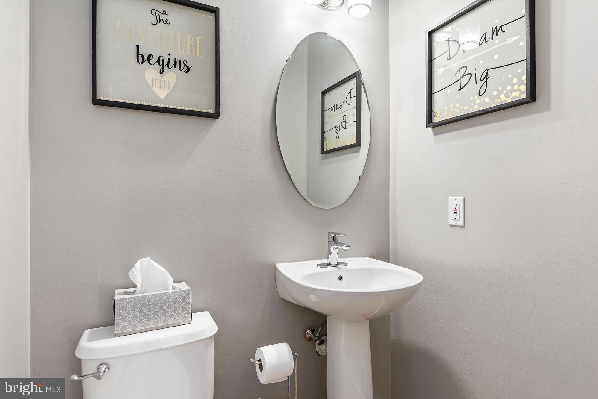 EATON SQUARE - Residential