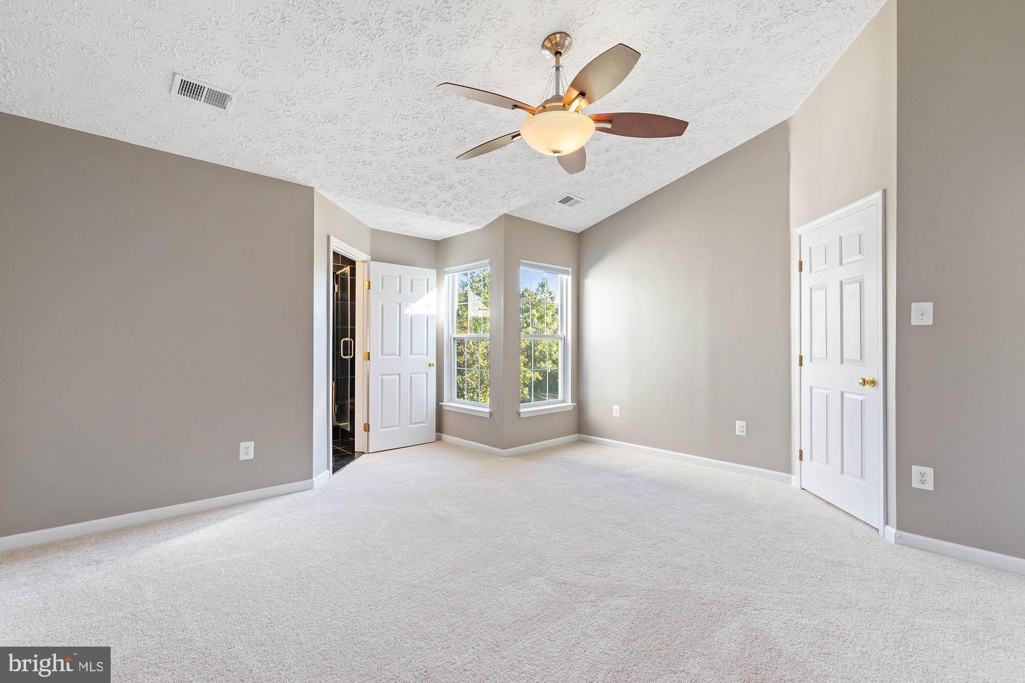 EATON SQUARE - Residential