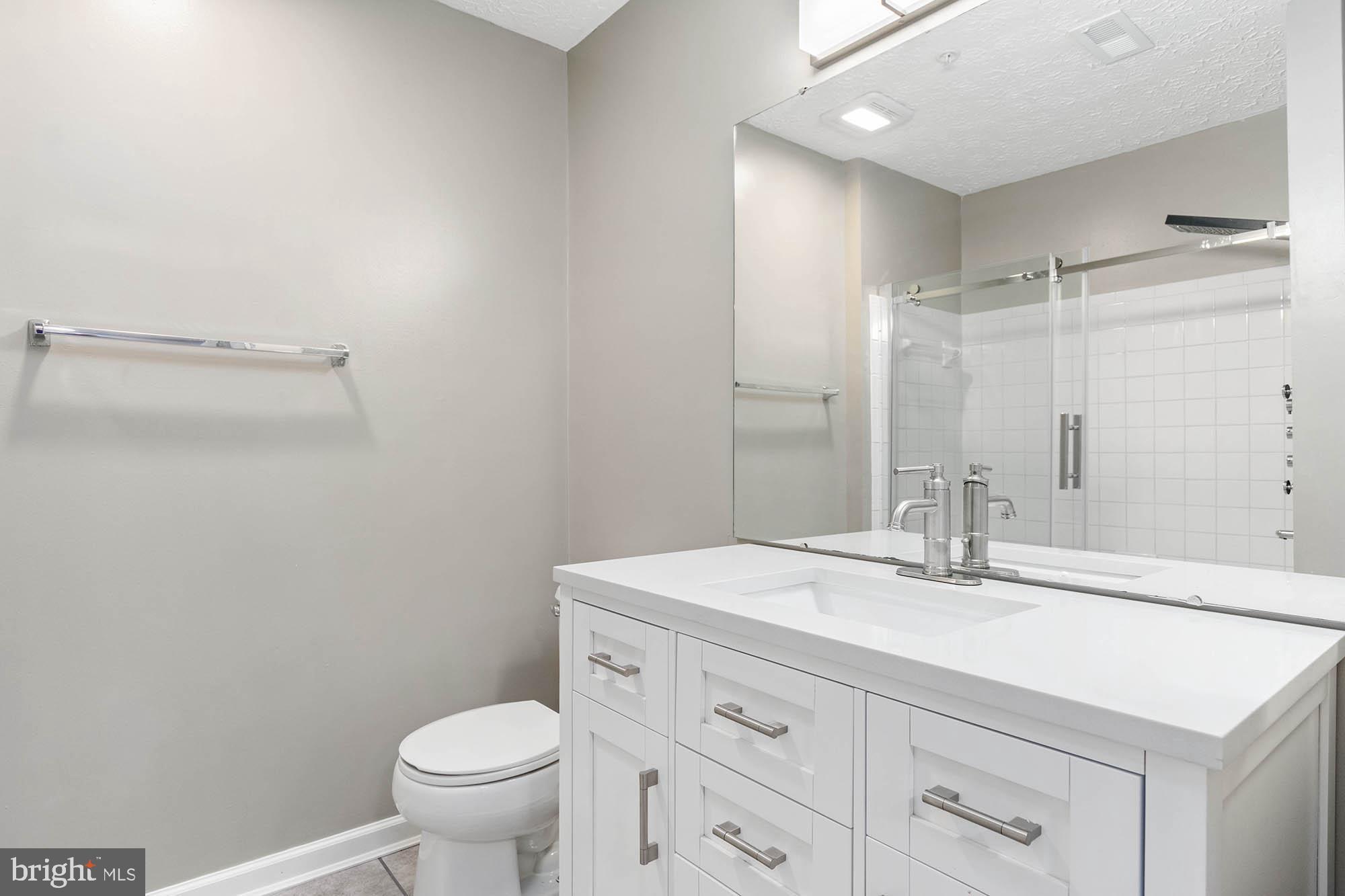 EATON SQUARE - Residential