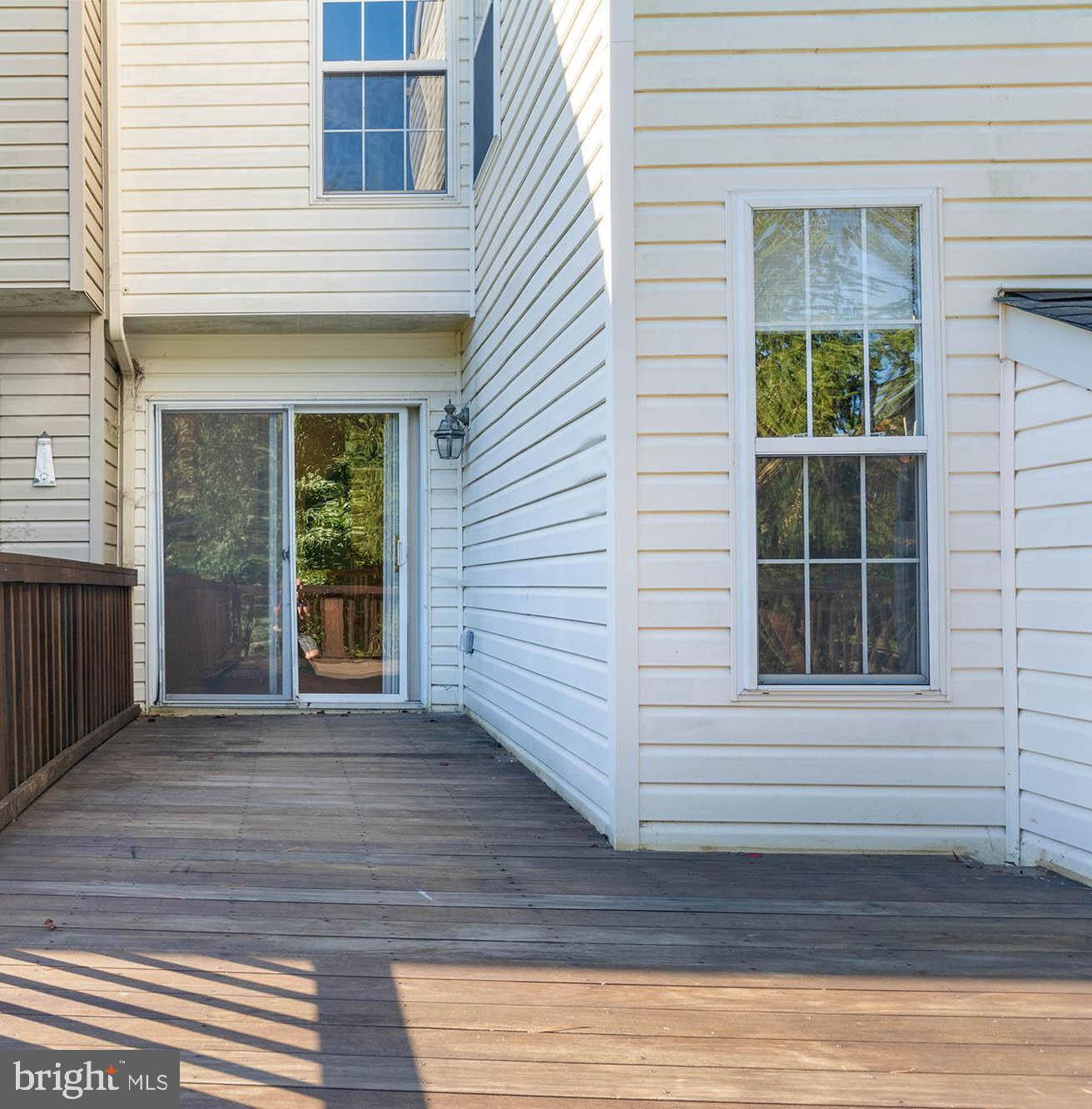 EATON SQUARE - Residential