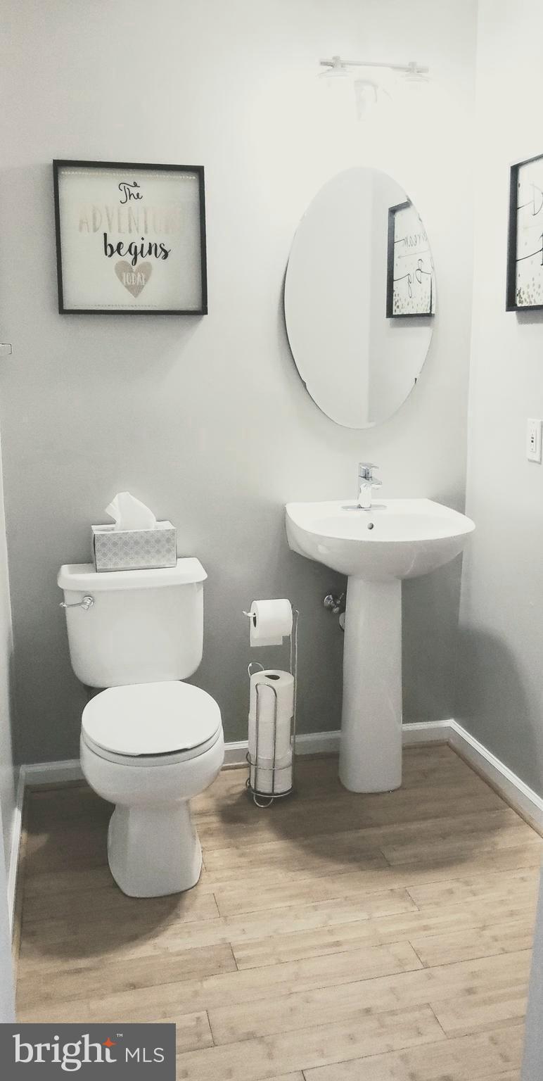 EATON SQUARE - Residential