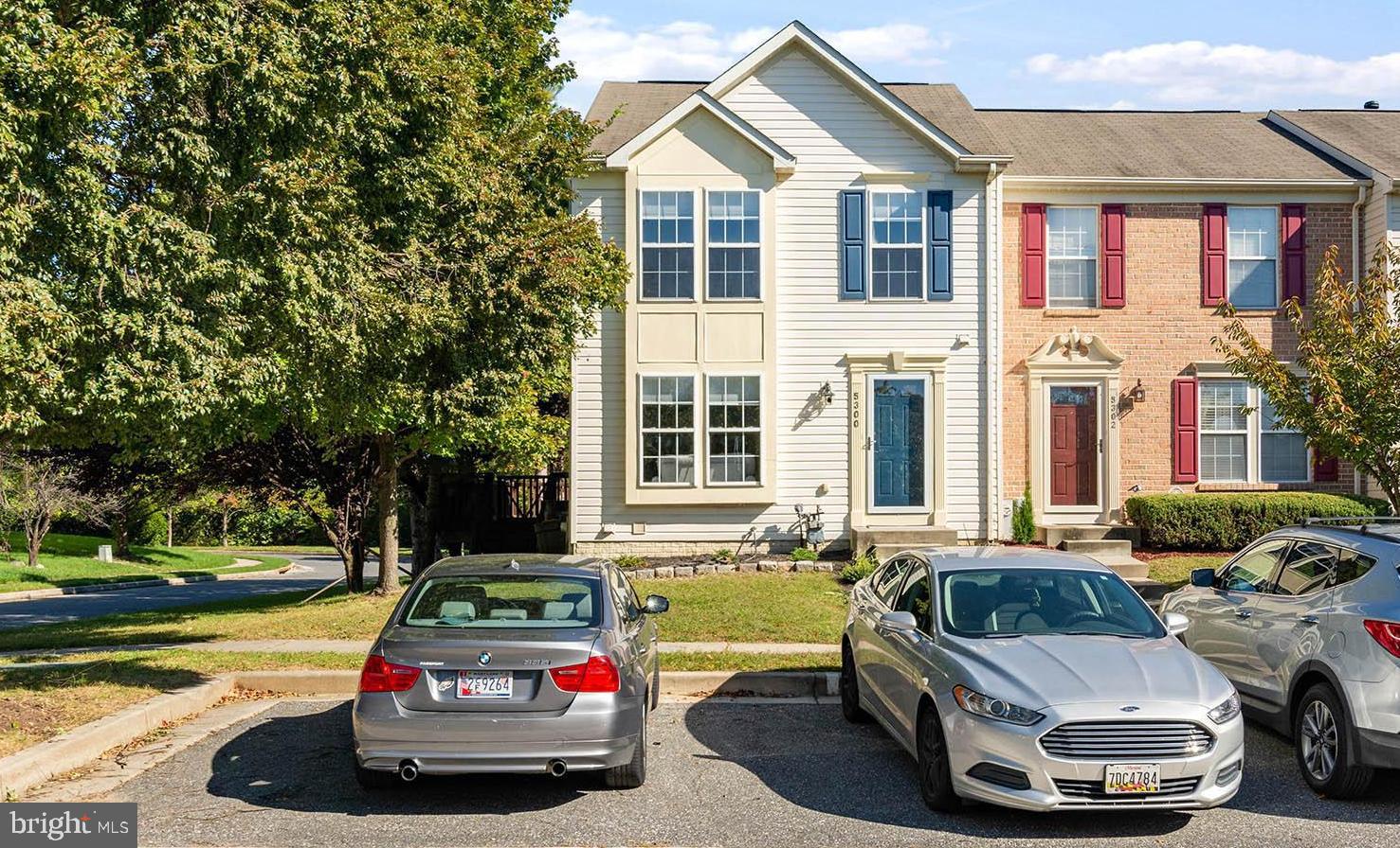 EATON SQUARE - Residential