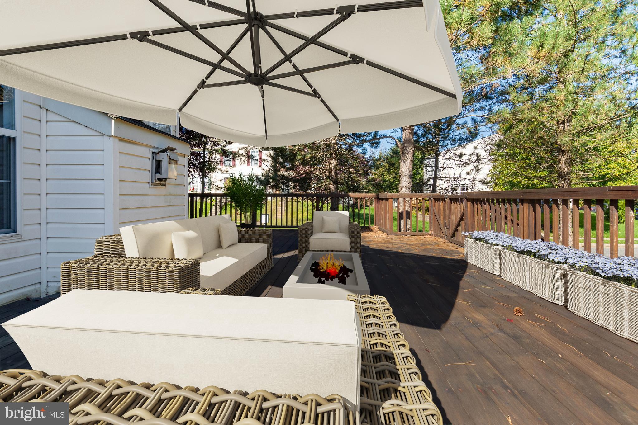 EATON SQUARE - Residential