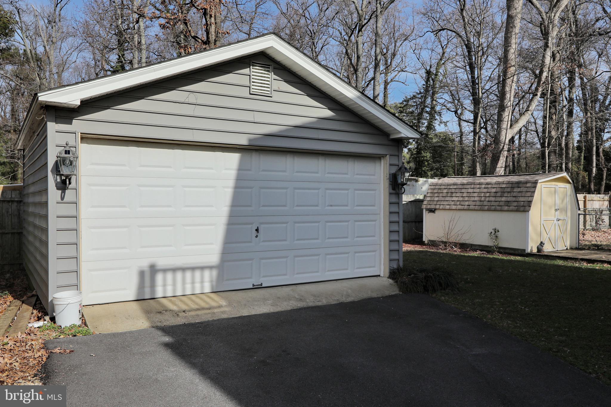 COBB ISLAND - Residential