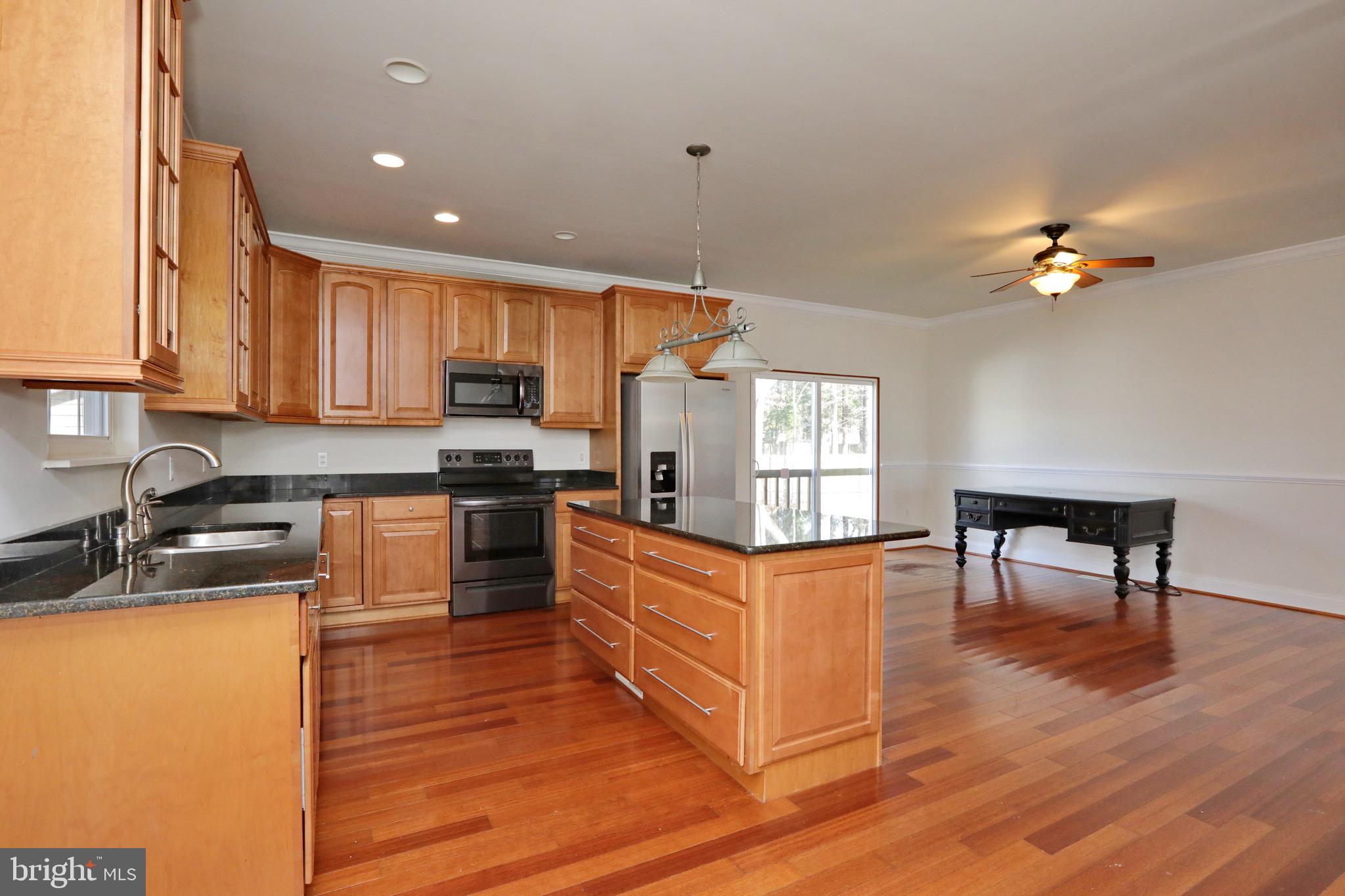 COBB ISLAND - Residential