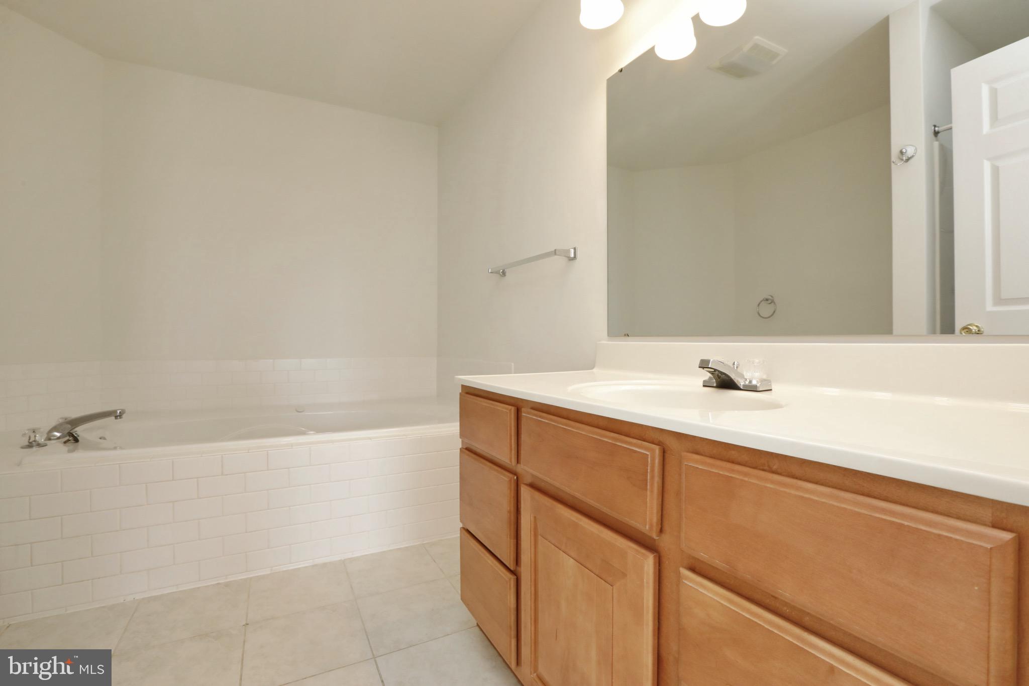 COBB ISLAND - Residential