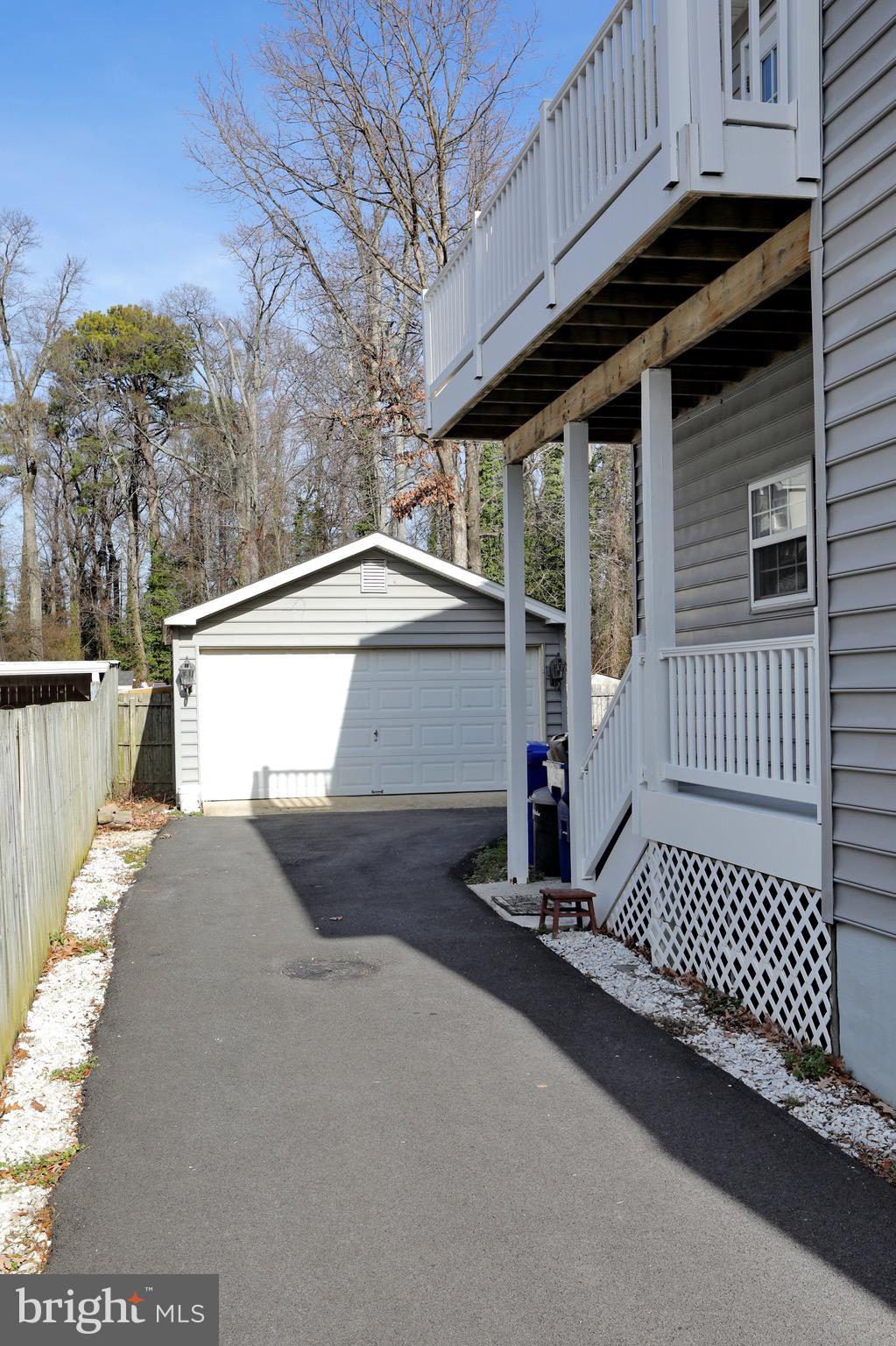 COBB ISLAND - Residential