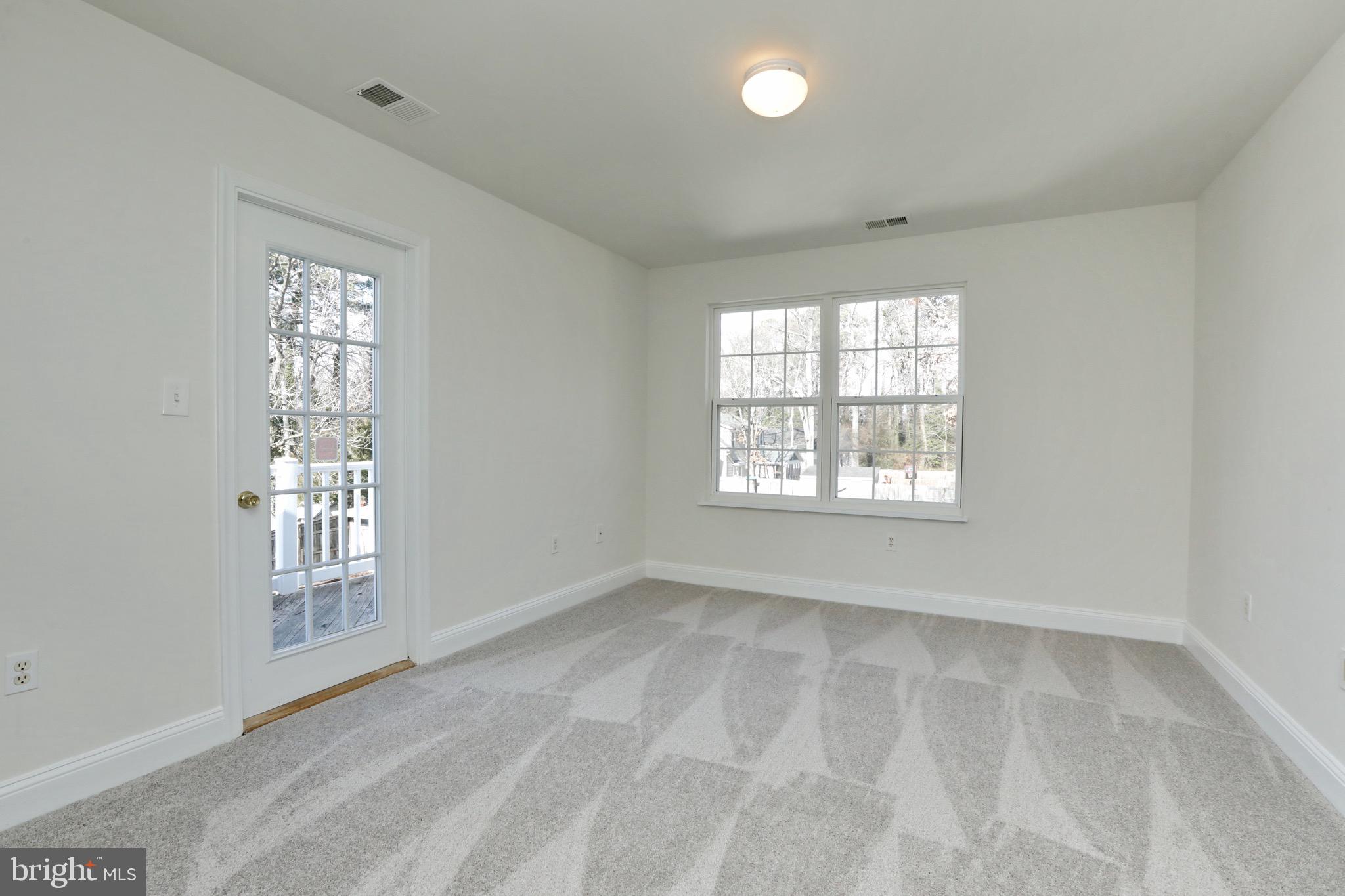 COBB ISLAND - Residential