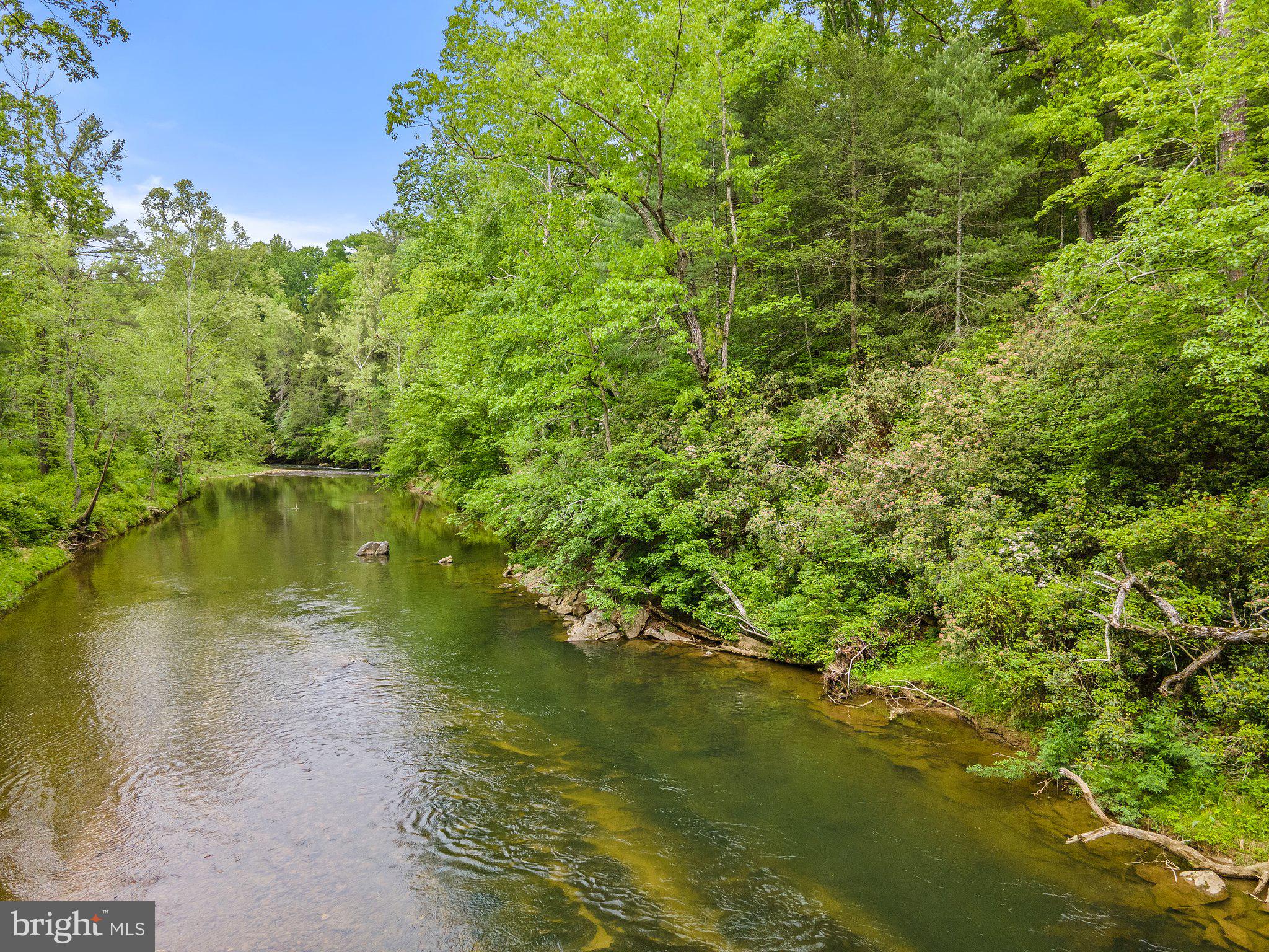SEVEN SPRINGS - Land