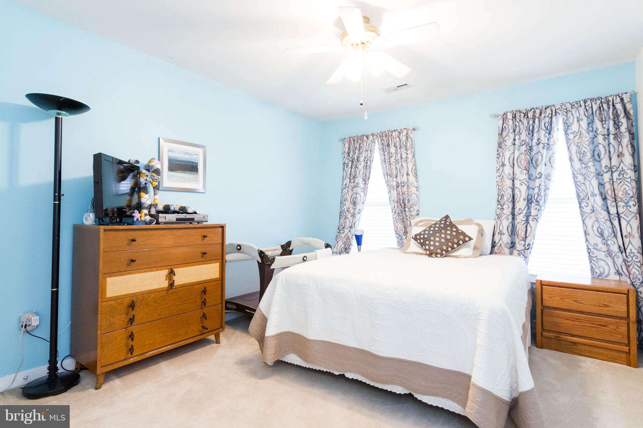 MAPLE GROVE - Residential