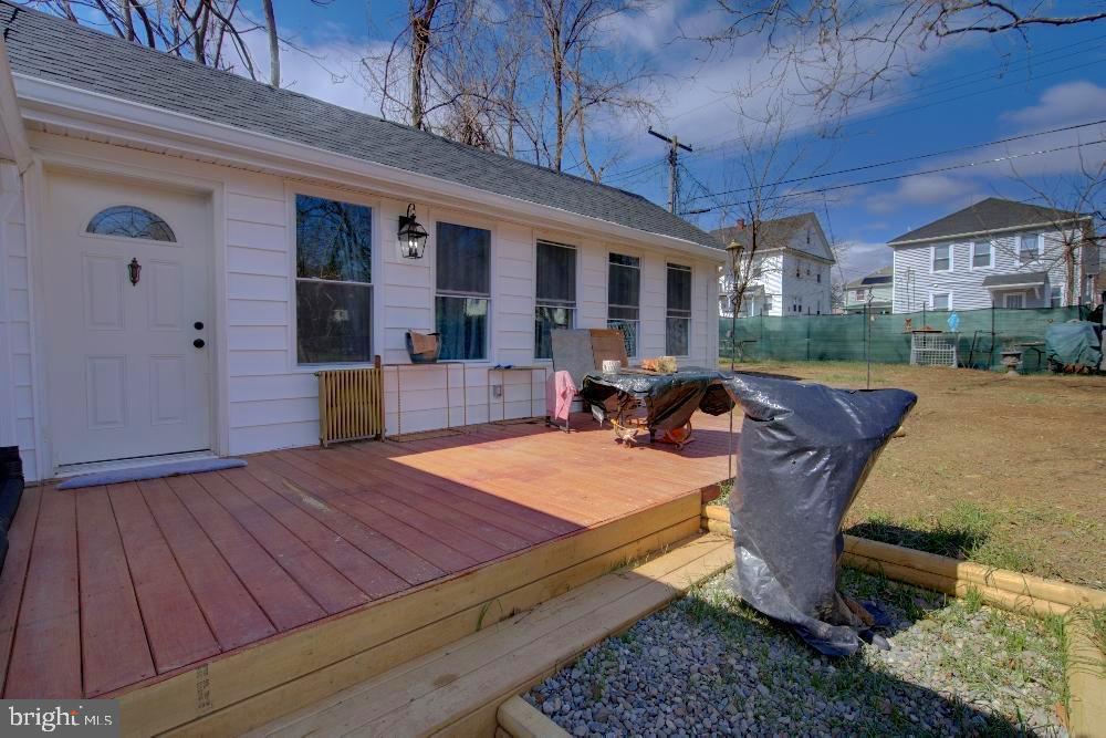 PARK HEIGHTS - Residential Lease