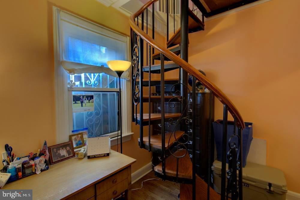 PARK HEIGHTS - Residential Lease