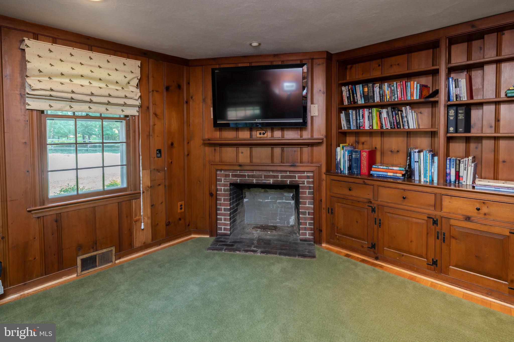 FORT WASHINGTON - Residential