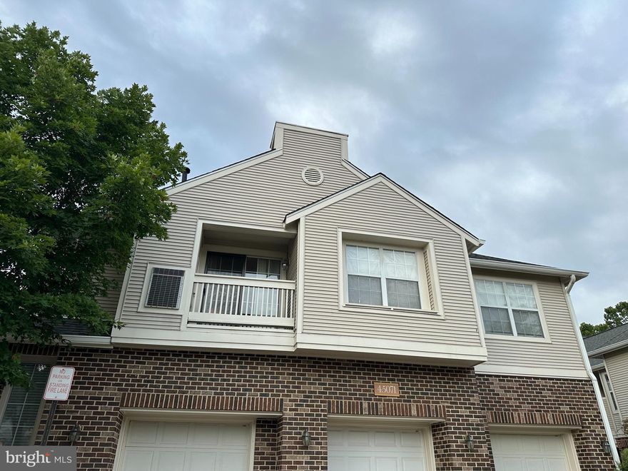 RARE 2 bedroom/2 bath with garage unit in sought after Chelsea Courts.  Renovated with updated kitchen with granite countertops, updated appliances and recessed lighting.  New designer lighting and new switches installed 2023.  Light and bright living room with gas fireplace.  Hardwood in living room, dining room and bedrooms and newer tile in kitchen and baths.  Great balcony.  Close to One Loudoun.  Walk to shops and restaurants and GW Ashburn!   Easy commute via route 7 or Toll Road.  A MUST SEE!!