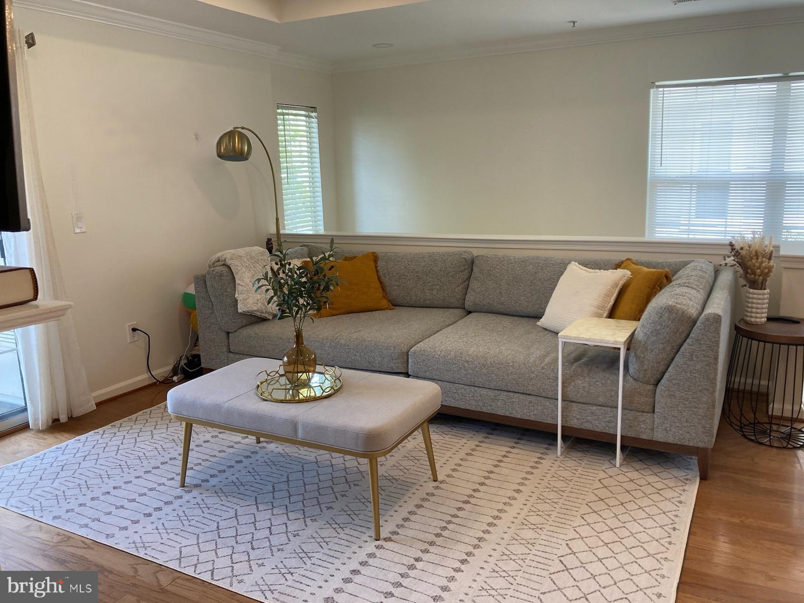 CHELSEA COURTS - Residential Lease