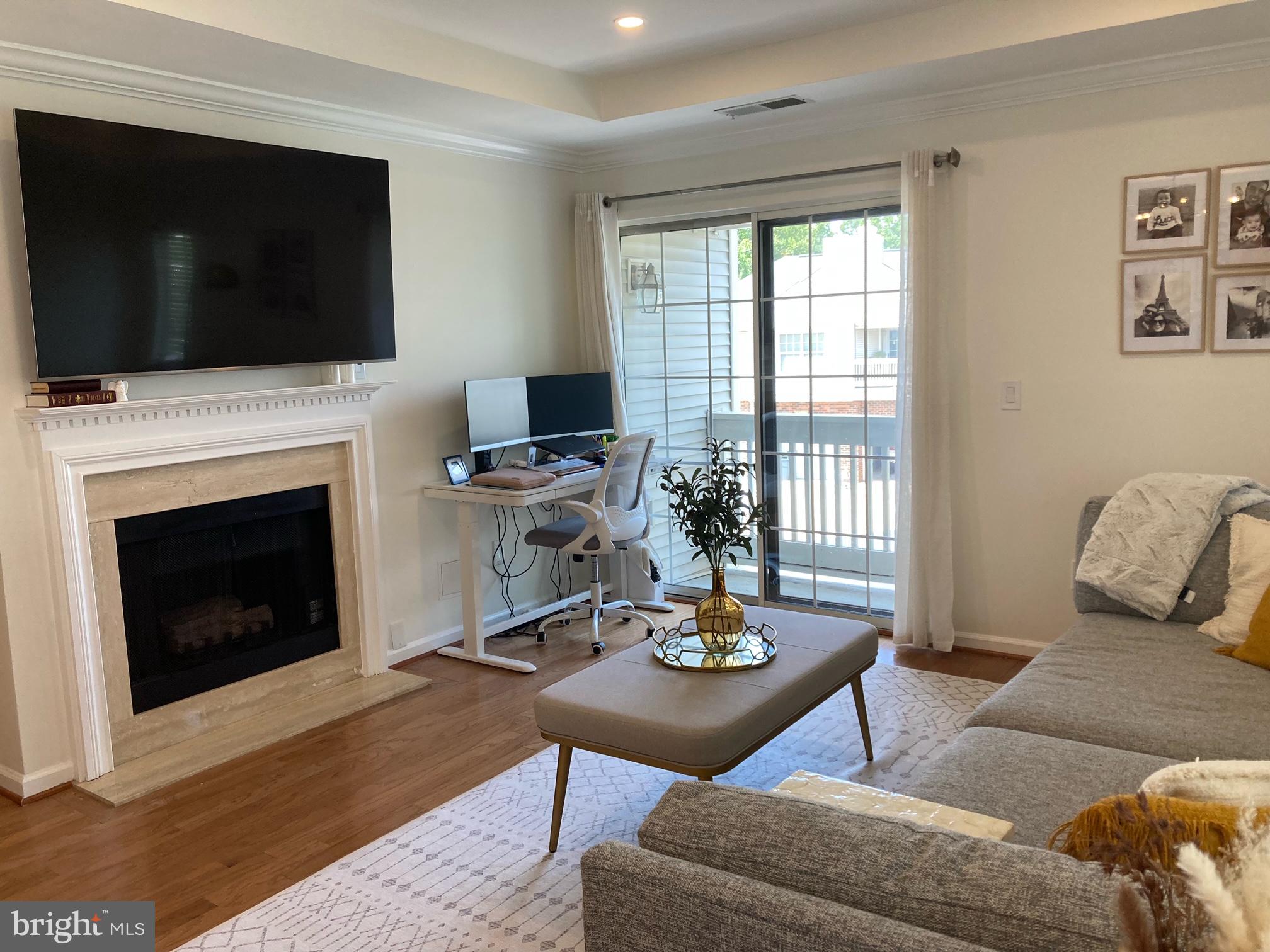 CHELSEA COURTS - Residential Lease