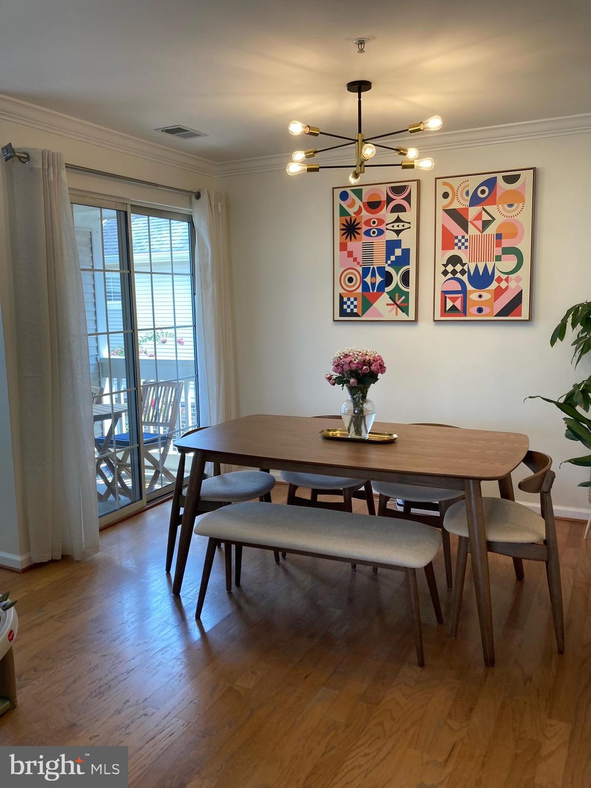 CHELSEA COURTS - Residential Lease