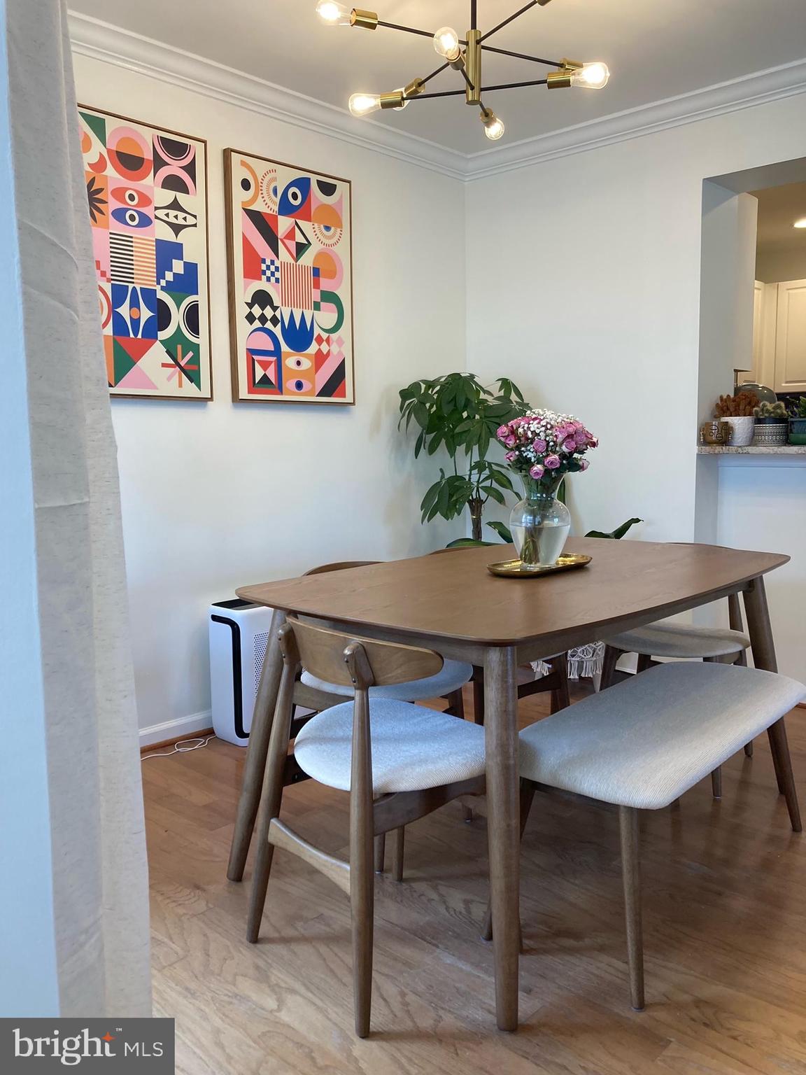 CHELSEA COURTS - Residential Lease