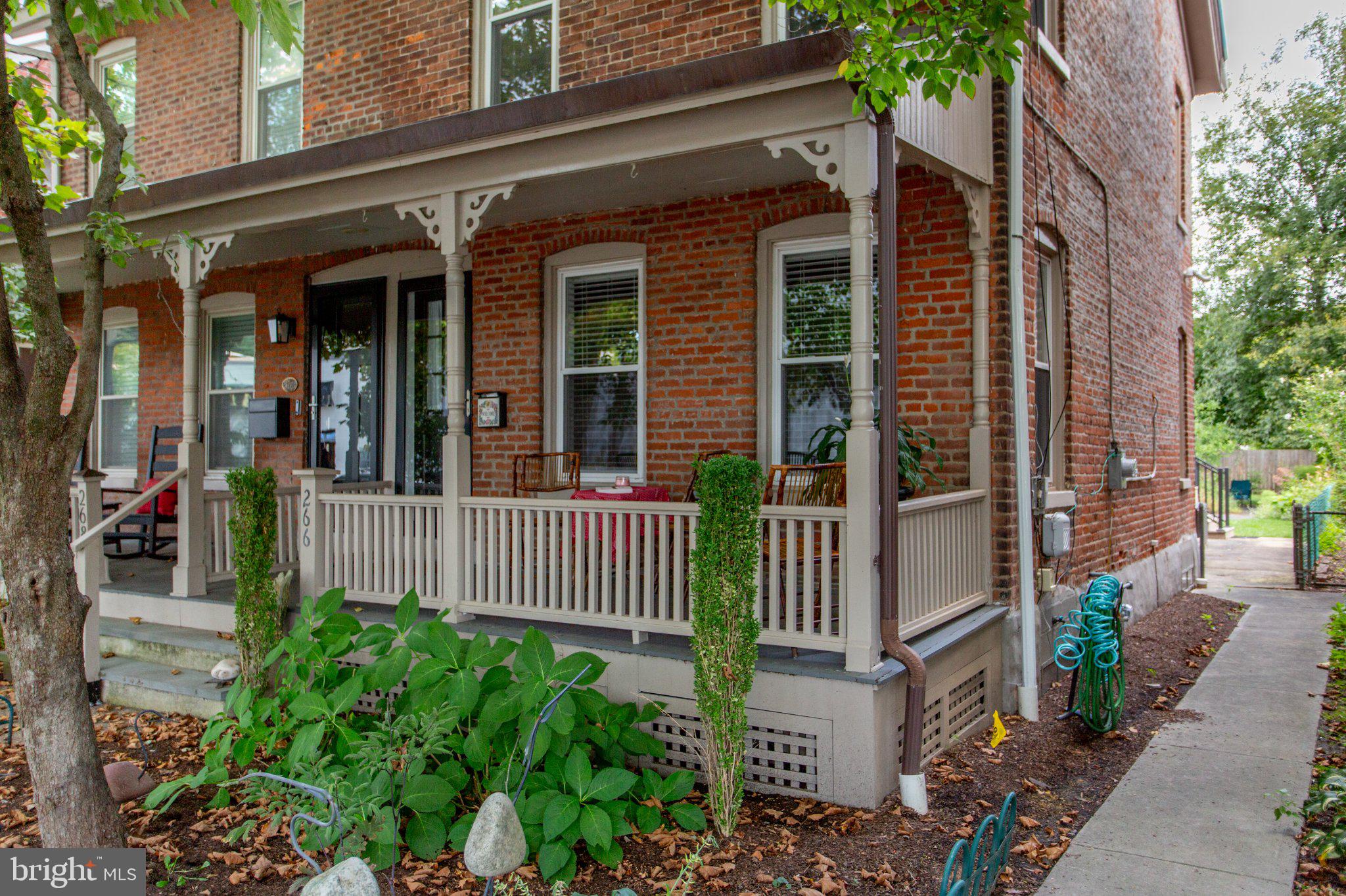 266 N UNION