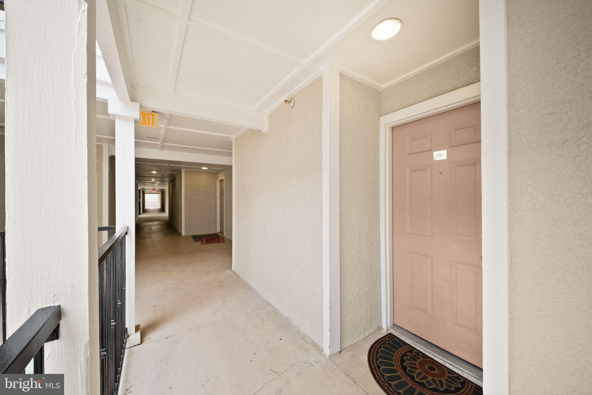 1504 LINCOLN WAY 323