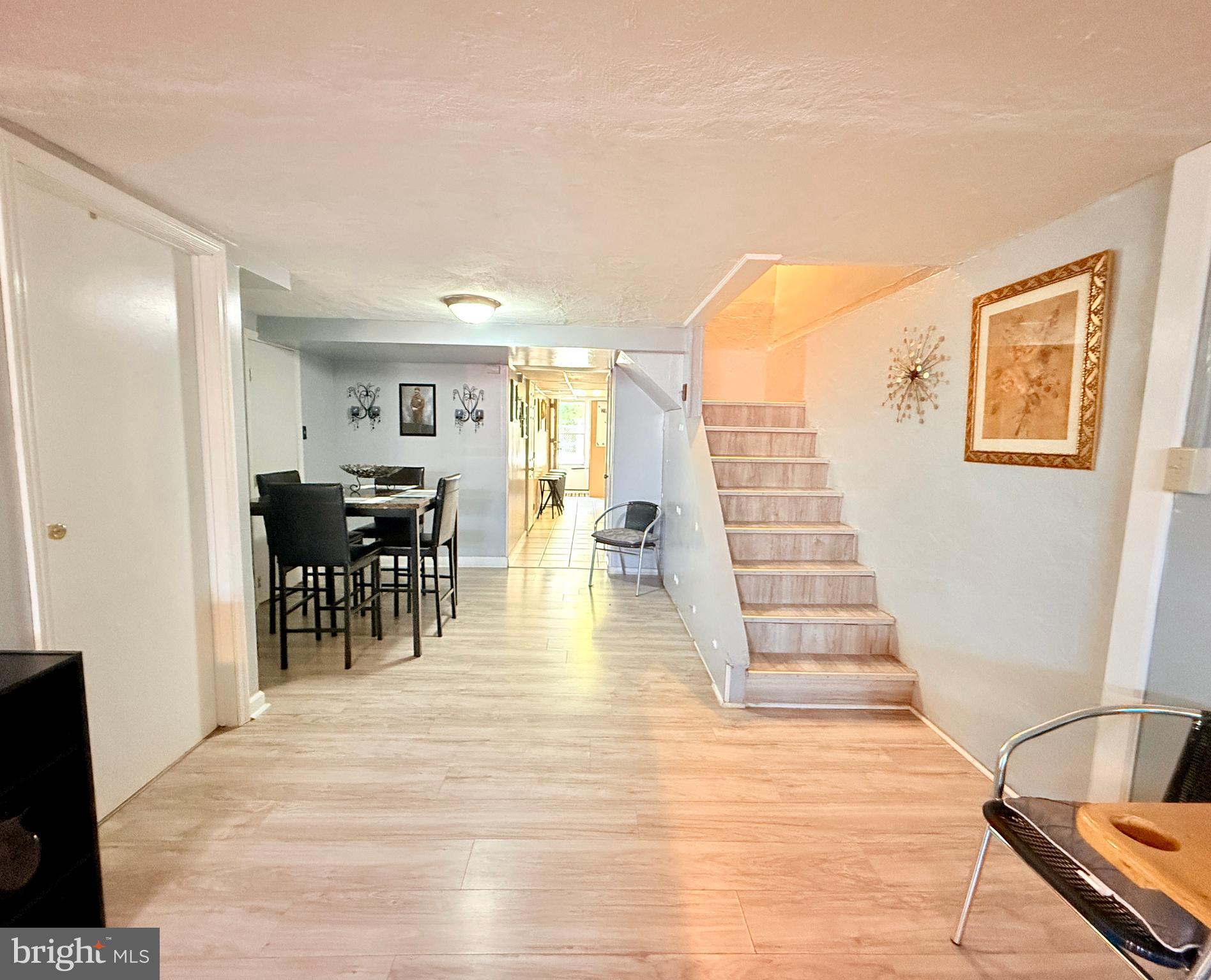 FOX CHASE - Residential