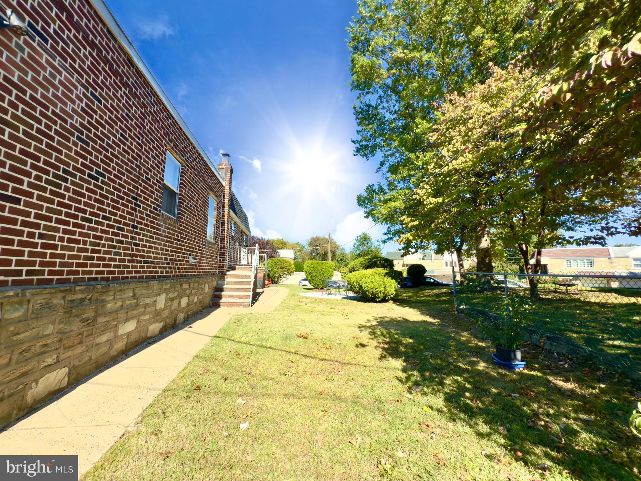 FOX CHASE - Residential