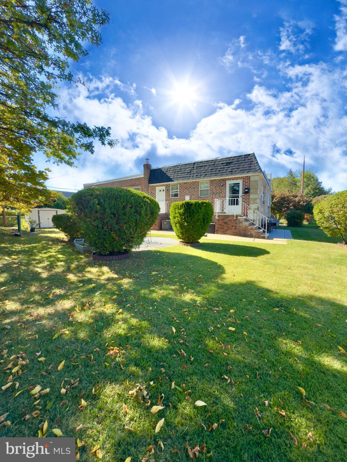 FOX CHASE - Residential