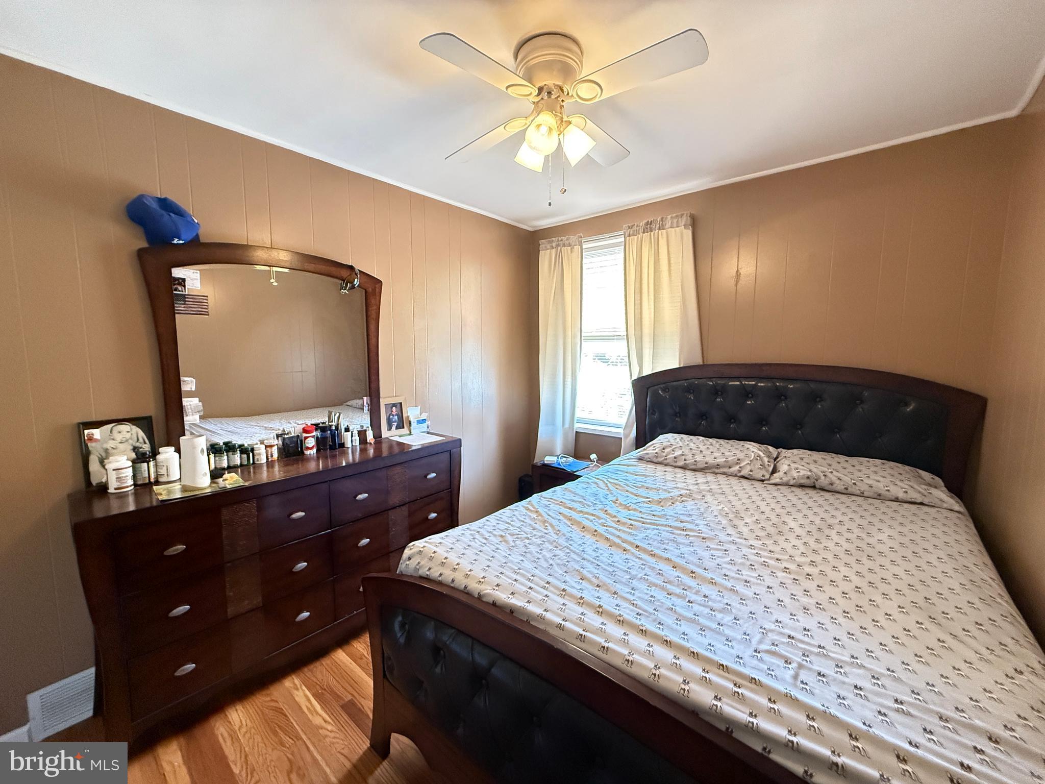 FOX CHASE - Residential