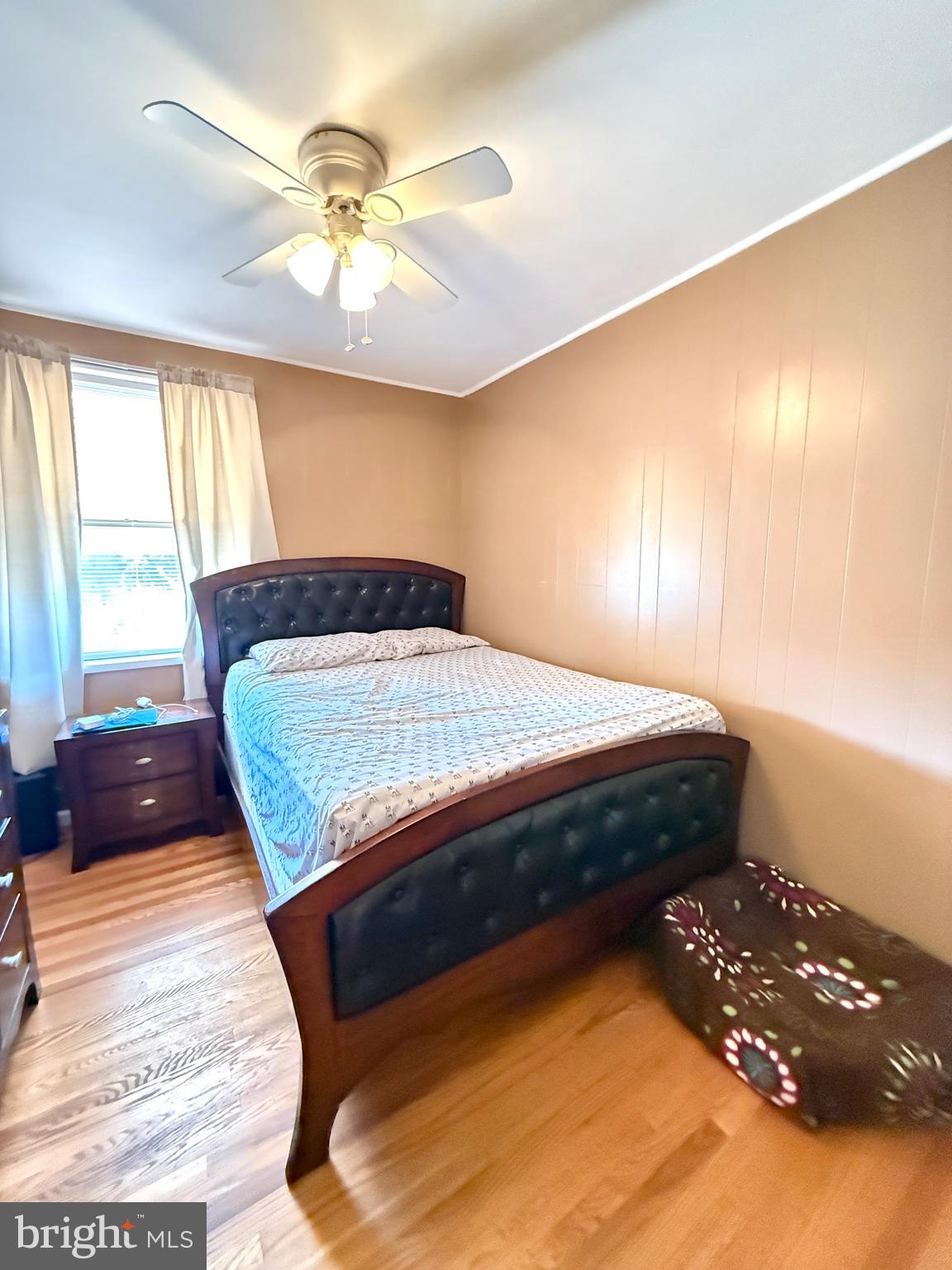 FOX CHASE - Residential