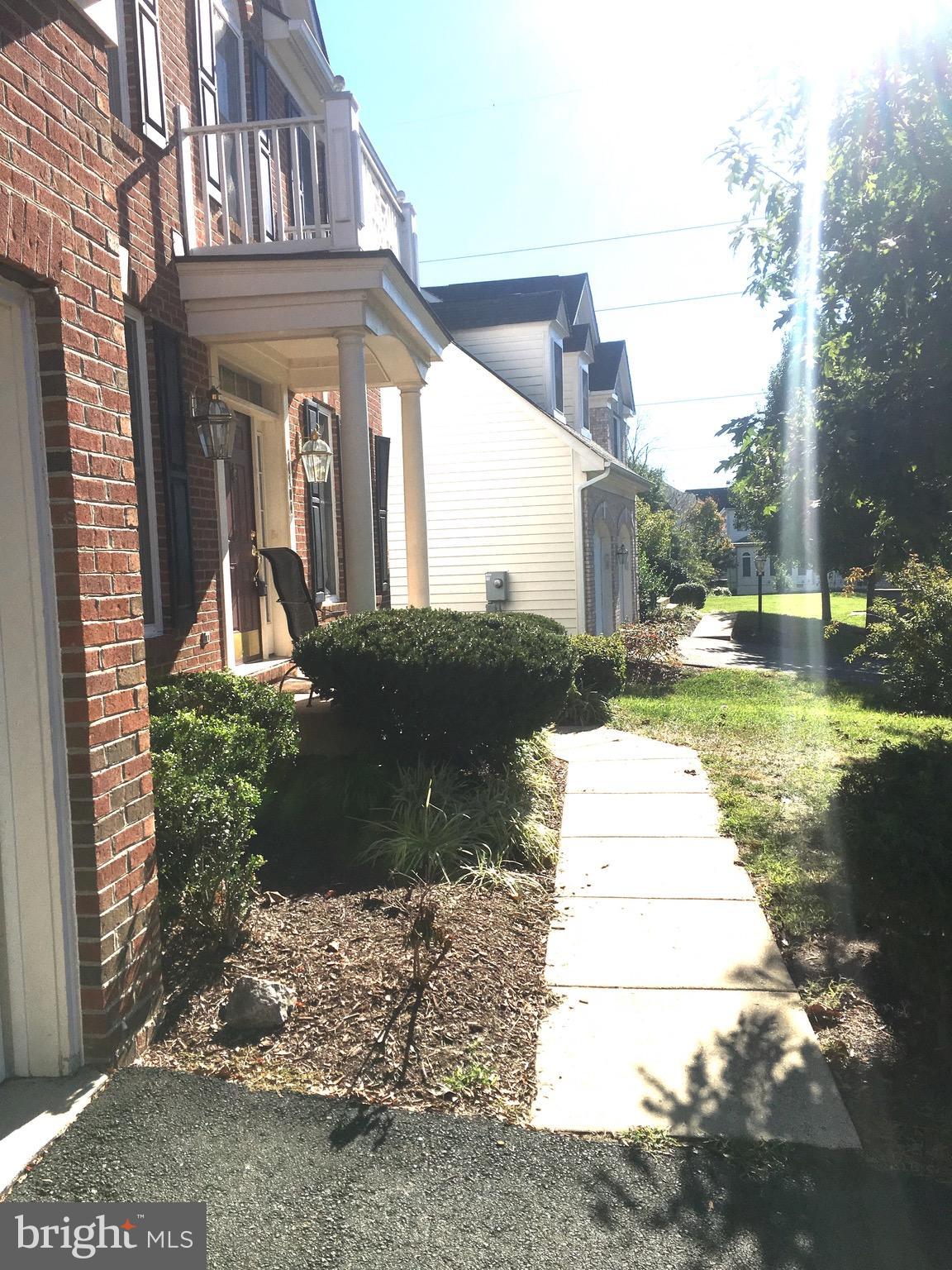 GLENKIRK ESTATES - Residential Lease