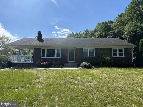 15510 Baden Naylor Road, Brandywine, MD MLS: MDPG2152962