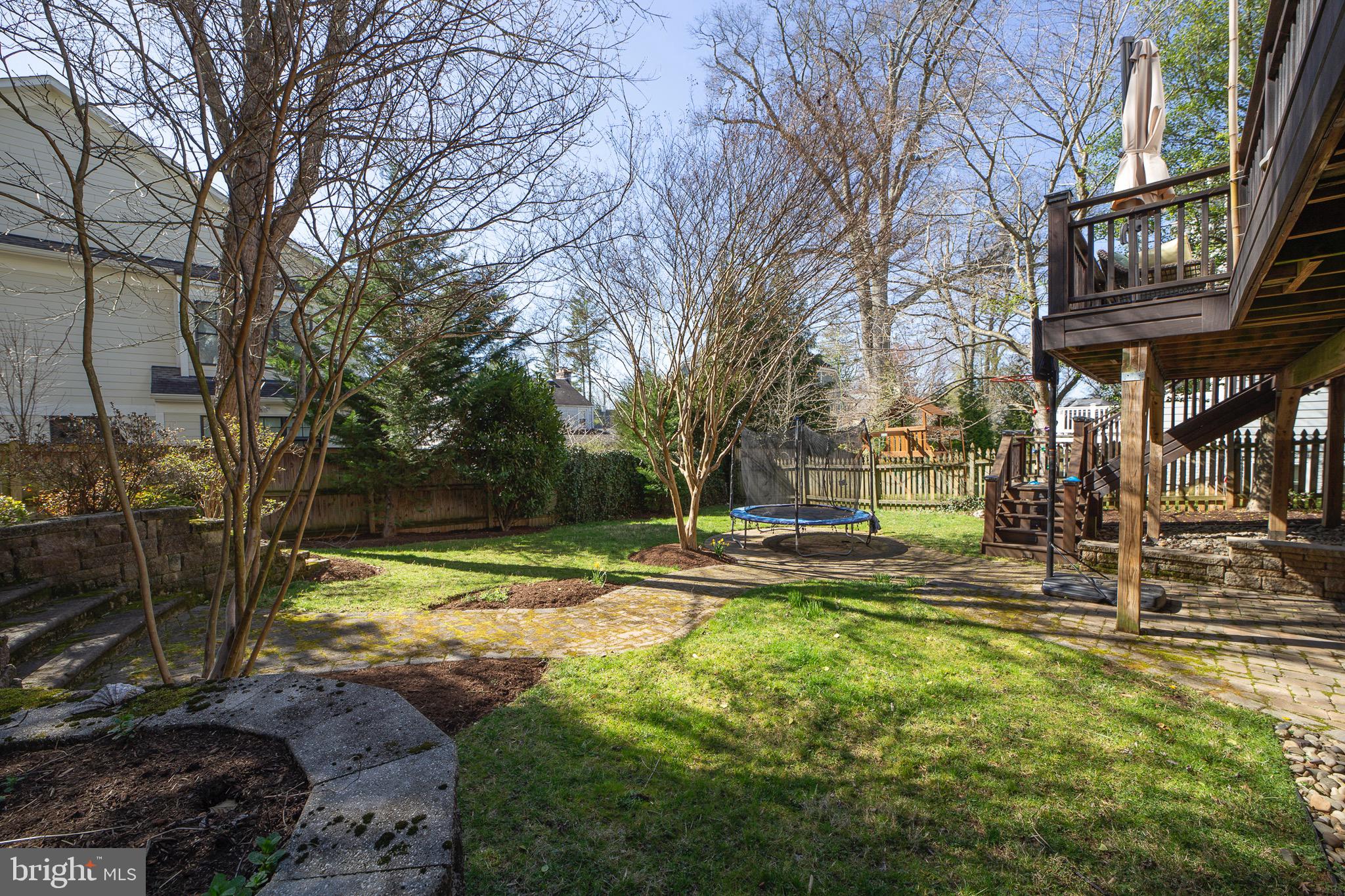 HUNTINGTON TERRACE - Residential