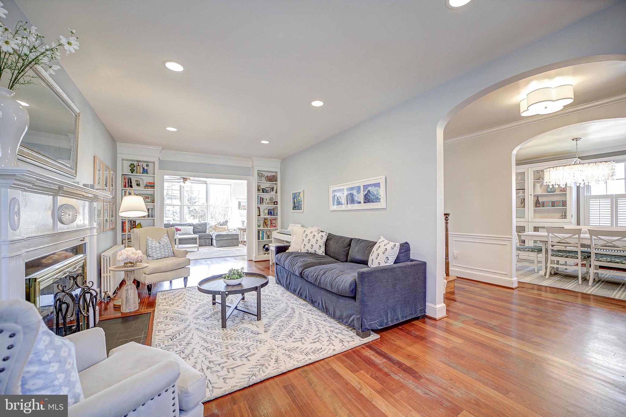 HUNTINGTON TERRACE - Residential