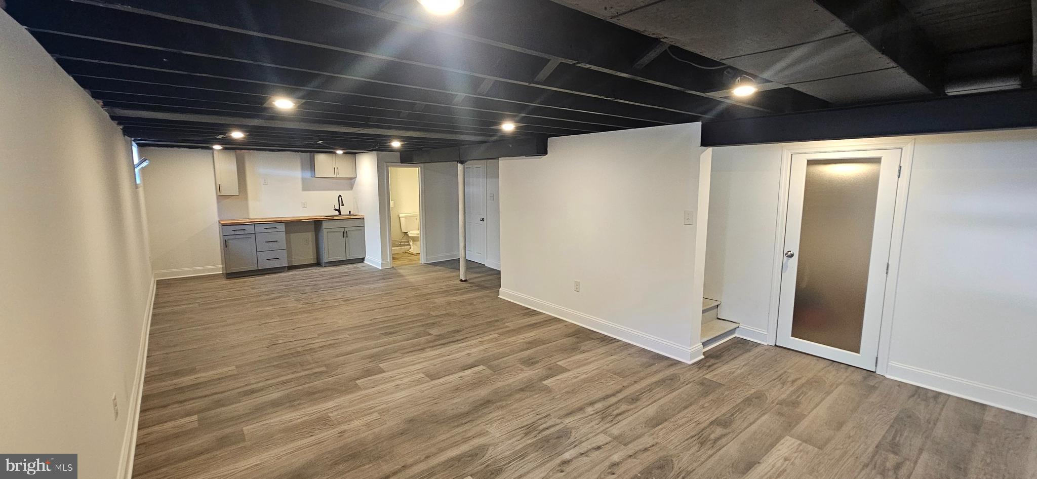 HAVERFORD HILL - Residential