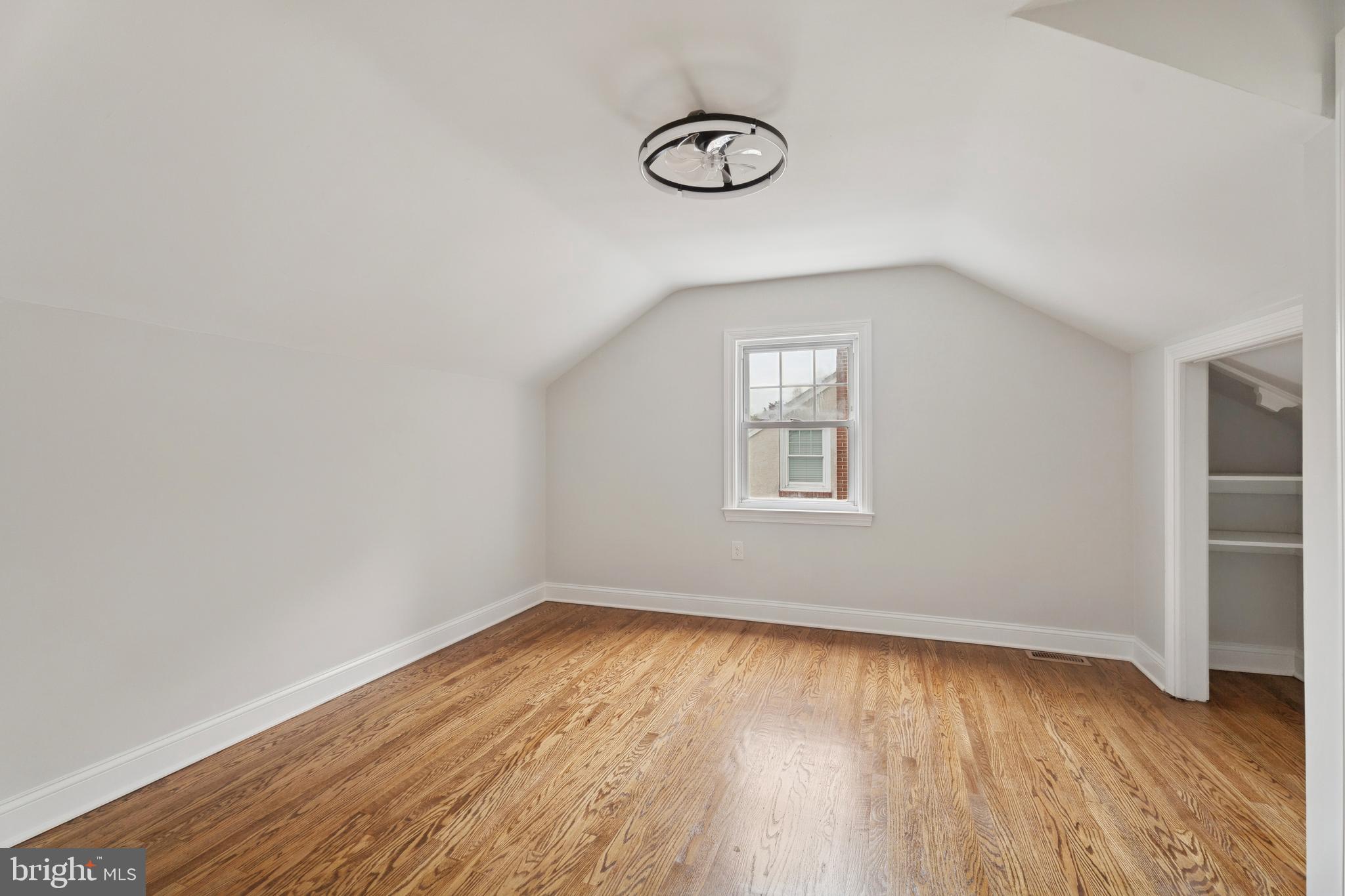 HAVERFORD HILL - Residential