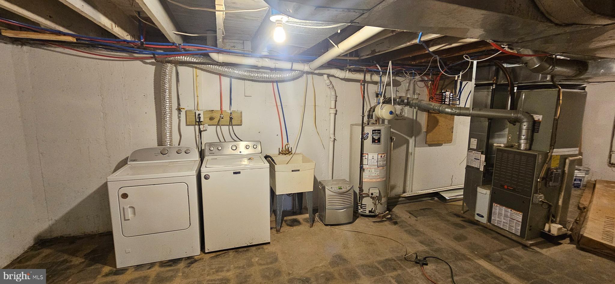 HAVERFORD HILL - Residential