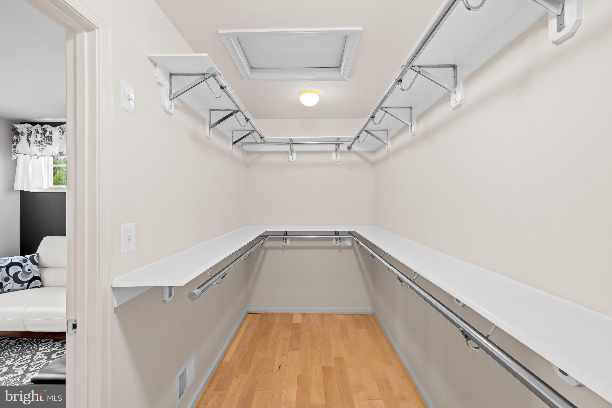 POPLAR RUN - Residential Lease