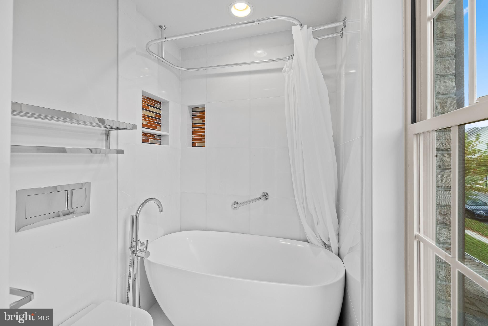 POPLAR RUN - Residential Lease