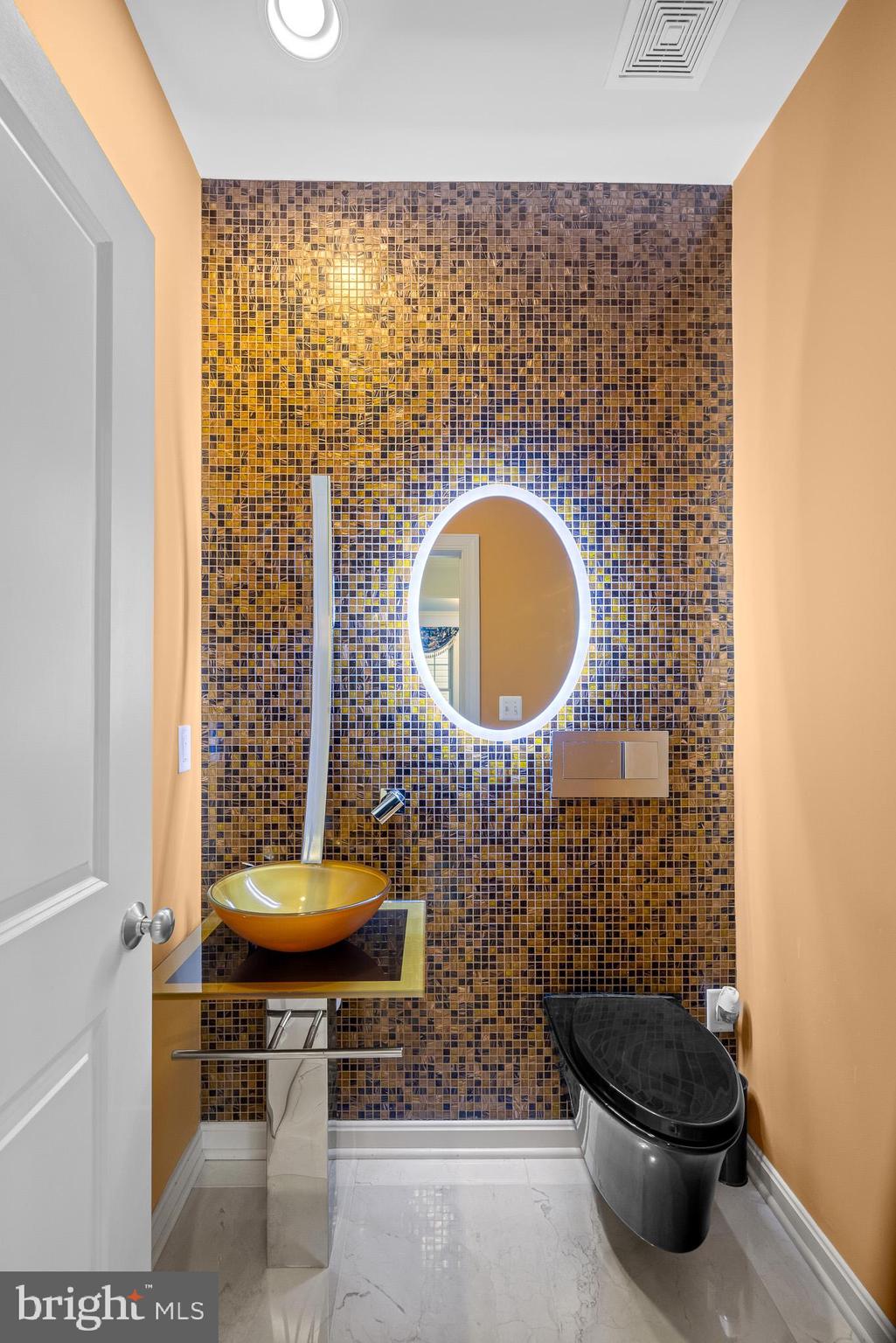 POPLAR RUN - Residential Lease