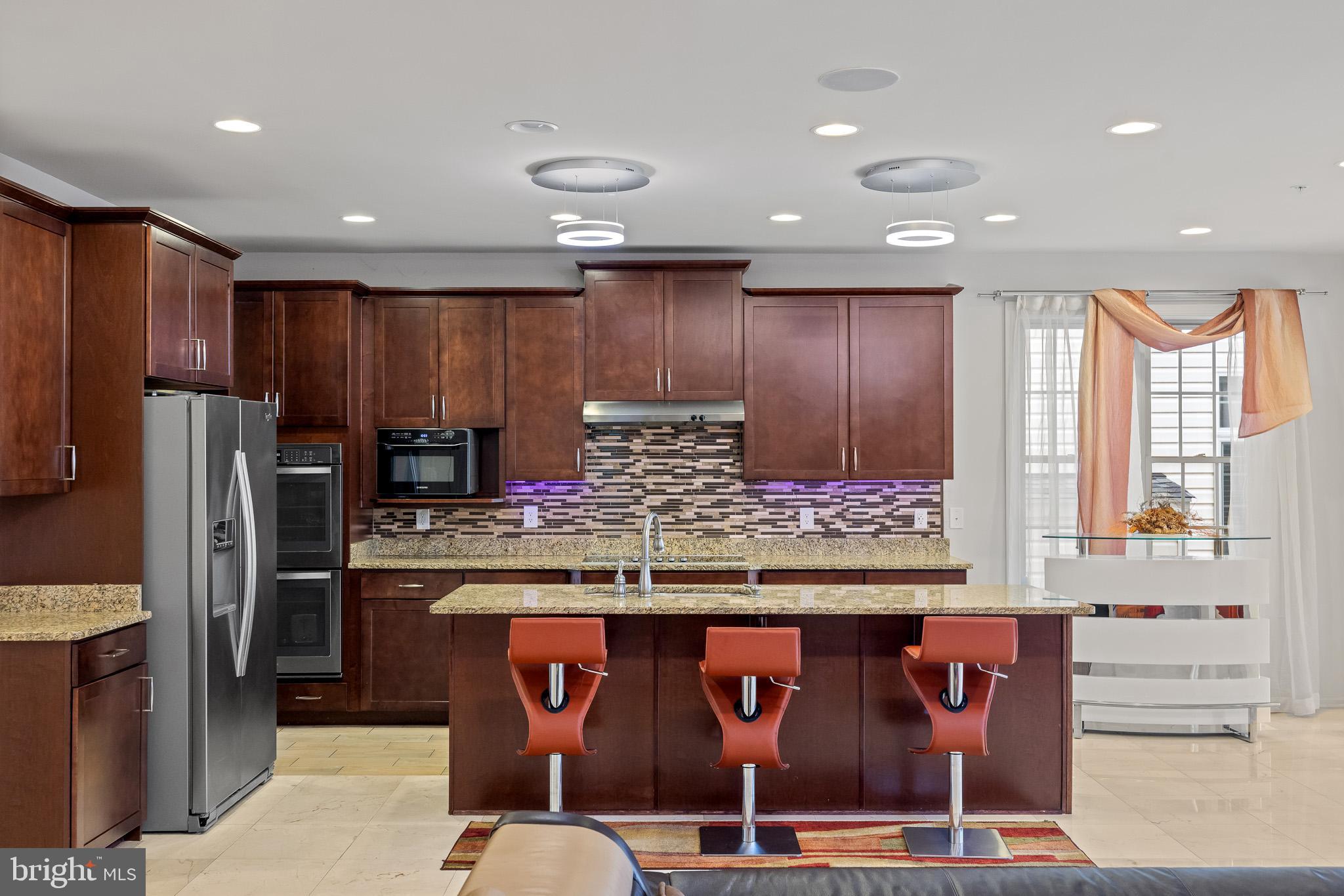 POPLAR RUN - Residential Lease